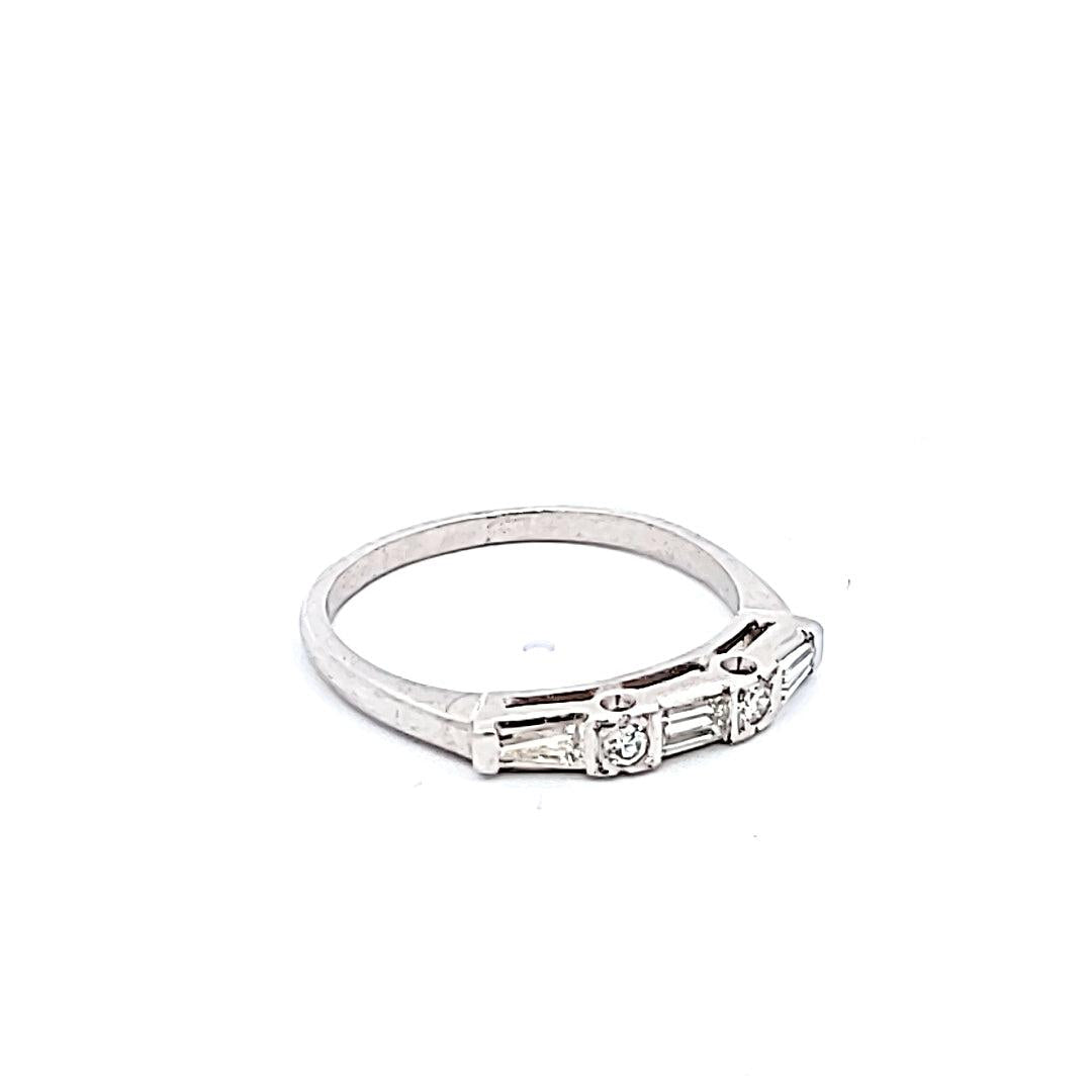 0.30 Carat Baguette and Round Brilliant Shape G-VS2 Diamond Platinum Band Ring
