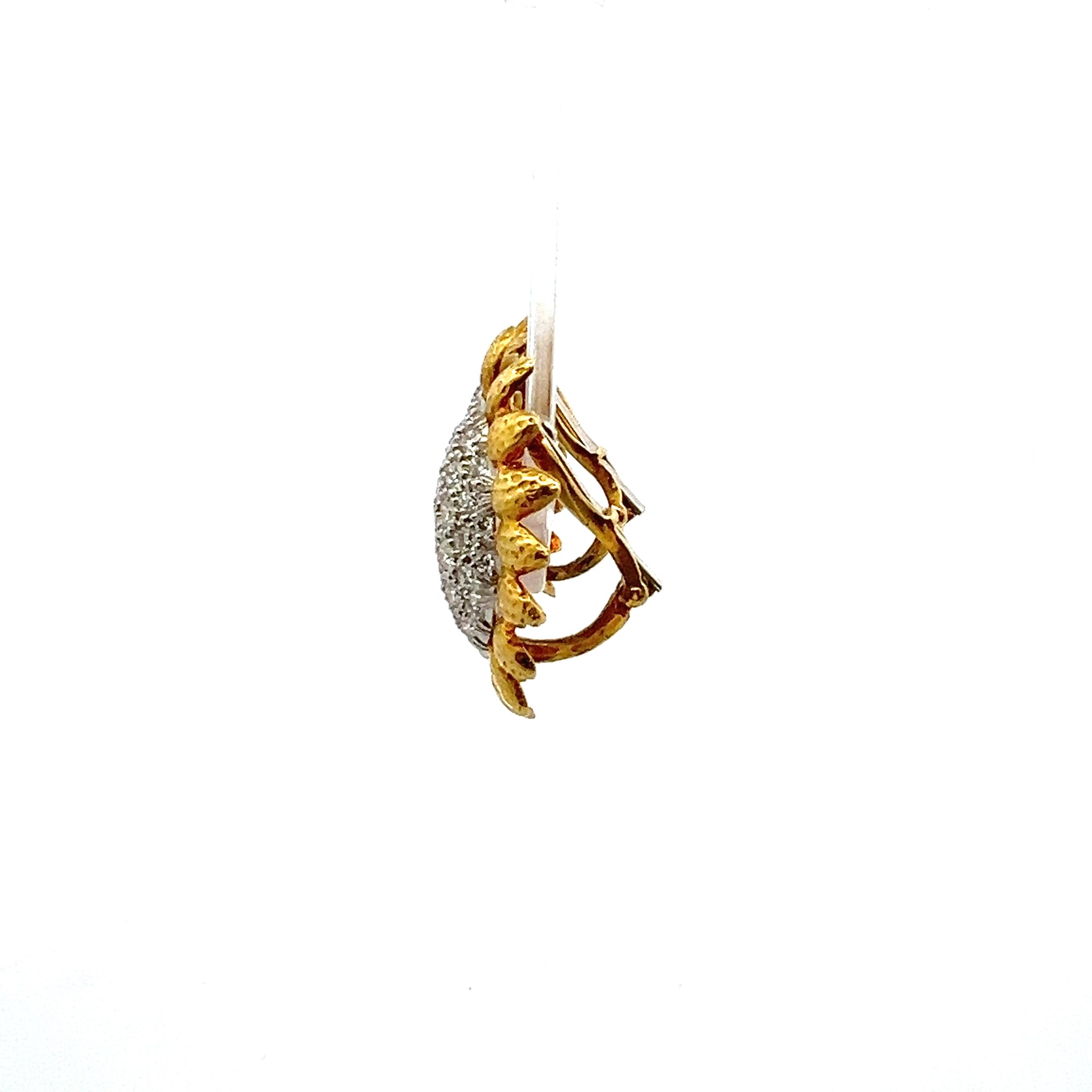 David Webb 2.65 Carat Round Brilliant G VS1 Diamond 18 Karat Yellow Gold Clip On Earring