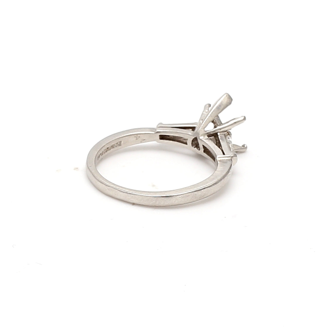 Van Cleef & Arpels 0.15 Carat Tapered Baguette Diamond Platinum Semi Mount Ring