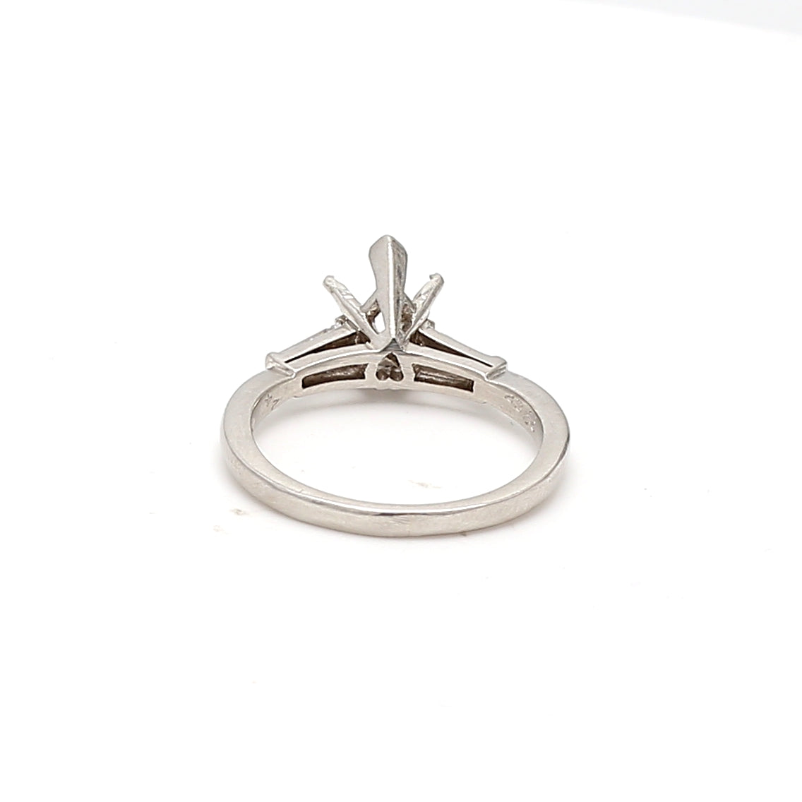 Van Cleef & Arpels 0.15 Carat Tapered Baguette Diamond Platinum Semi Mount Ring