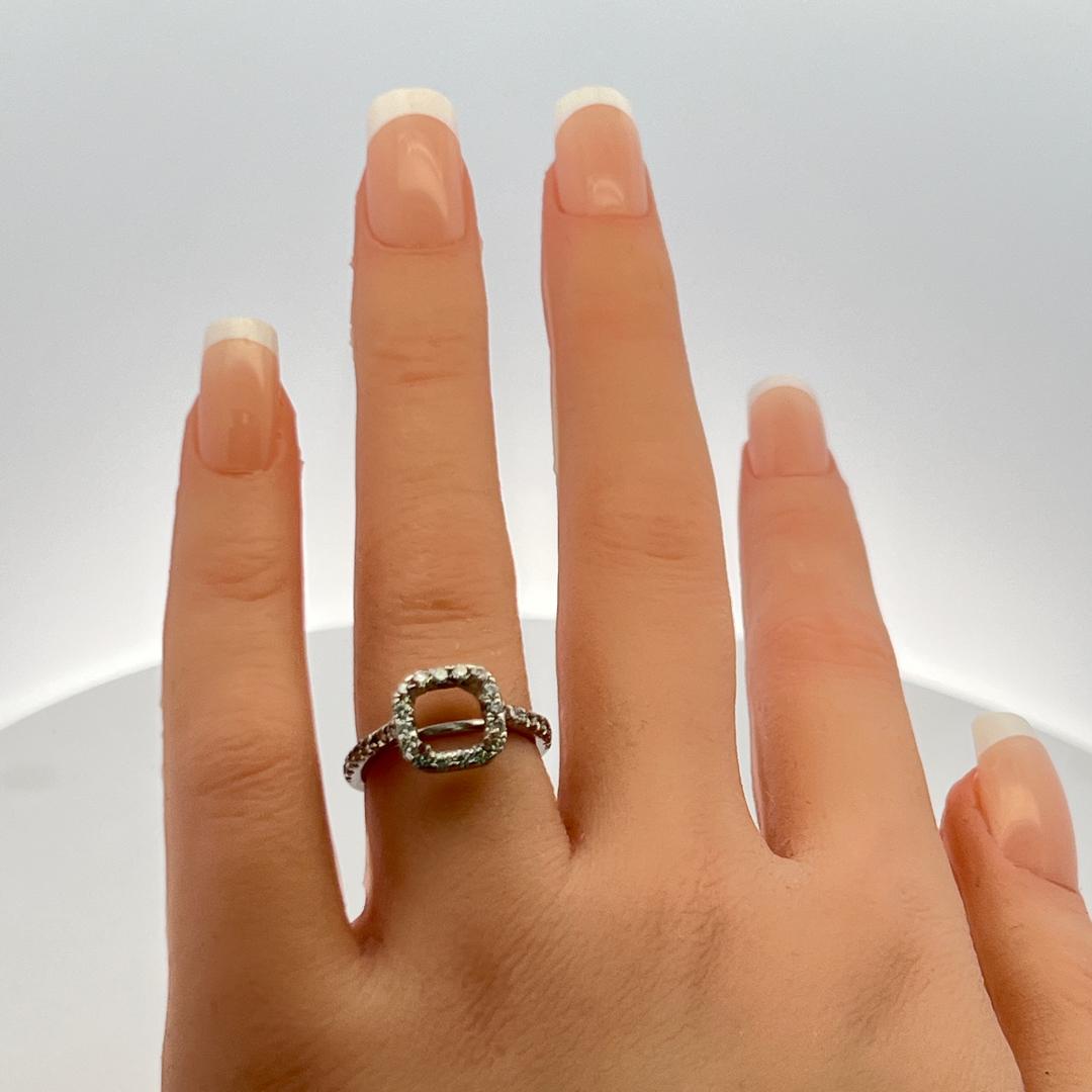 0.60ct Round Brilliant Diamond Semi-Mount Ring in Platinum Hold 2.50 CT Stone