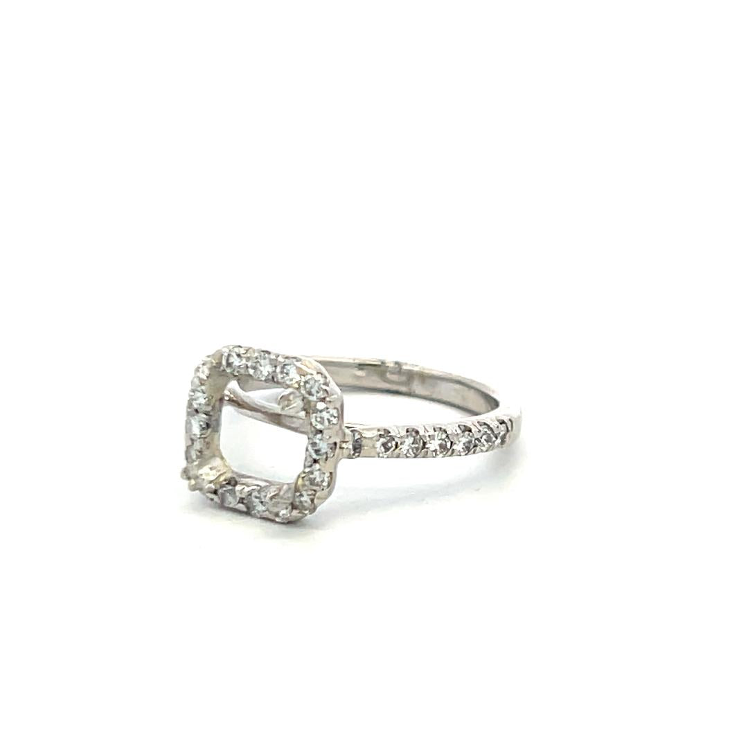 0.60ct Round Brilliant Diamond Semi-Mount Ring in Platinum Hold 2.50 CT Stone