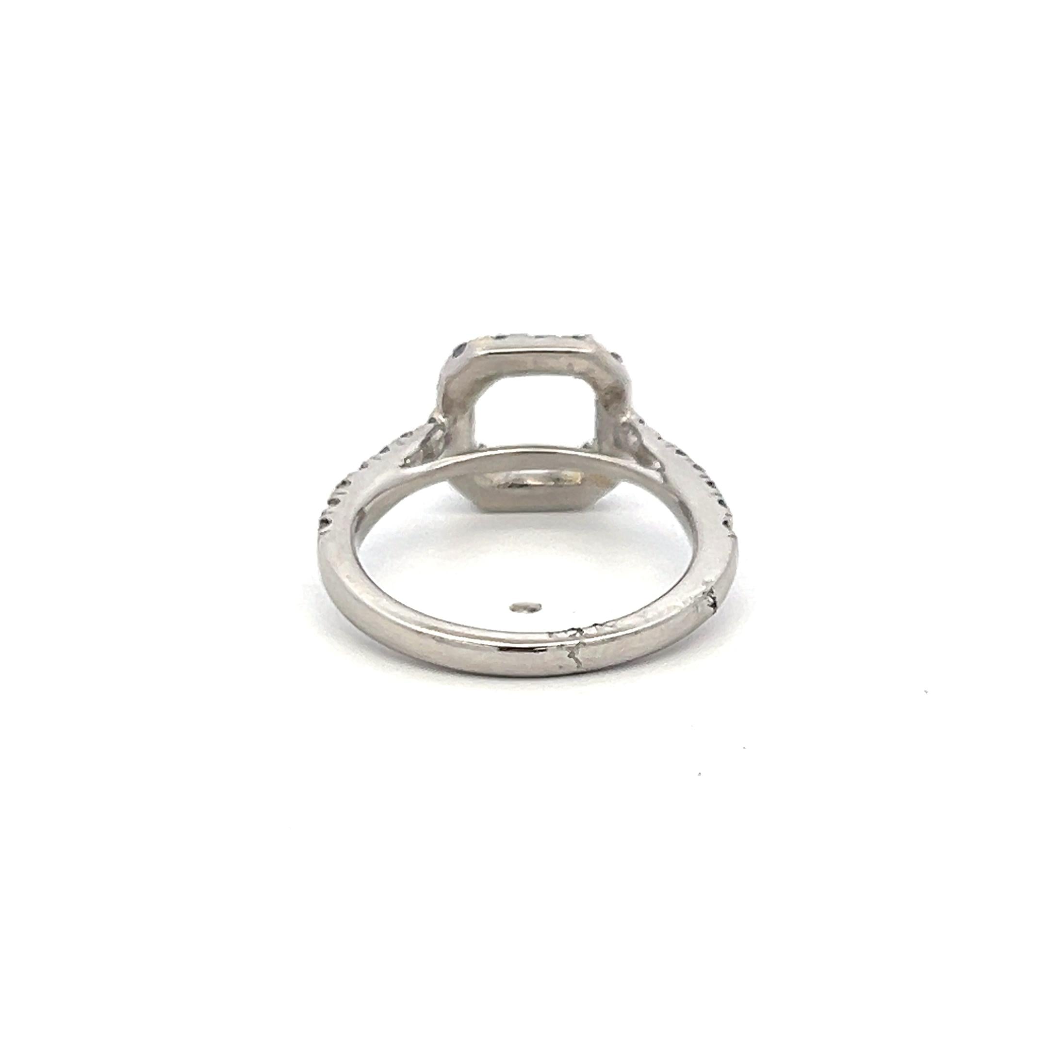 0.60ct Round Brilliant Diamond Semi-Mount Ring in Platinum Hold 2.50 CT Stone