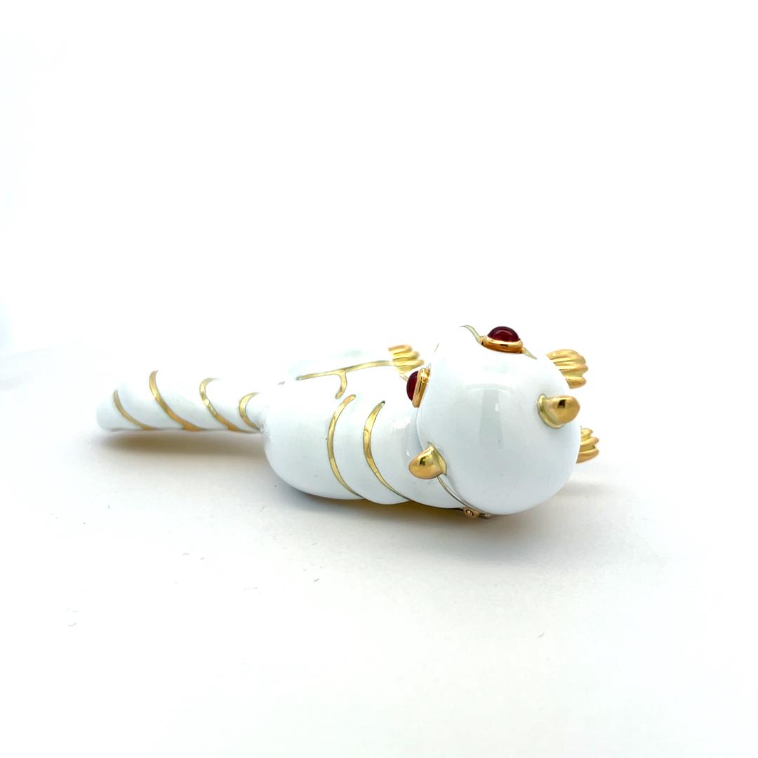 David Webb Vintage 60.10 Grams  White Enamel 18 Karat Yellow Gold Pin Brooch