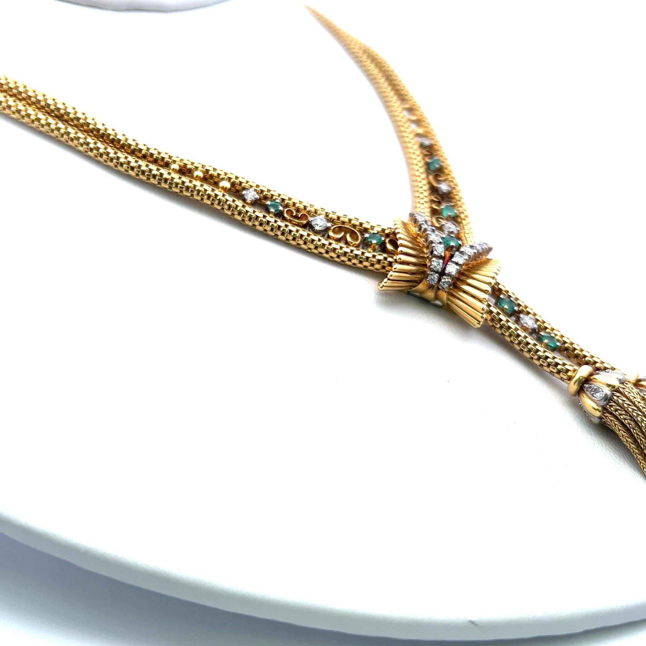 1.10 Carat Round Brilliant Diamond 0.35 Carat Emerald  18K YG Choker Necklace