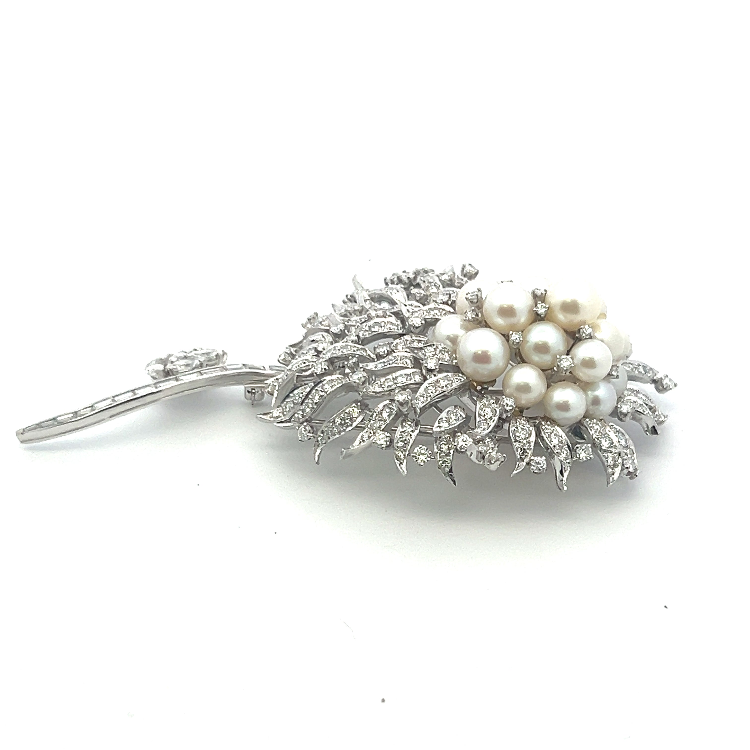 3.15 Carat Mixed Cut H VS1 Diamond White Platinum Pearl Pin
