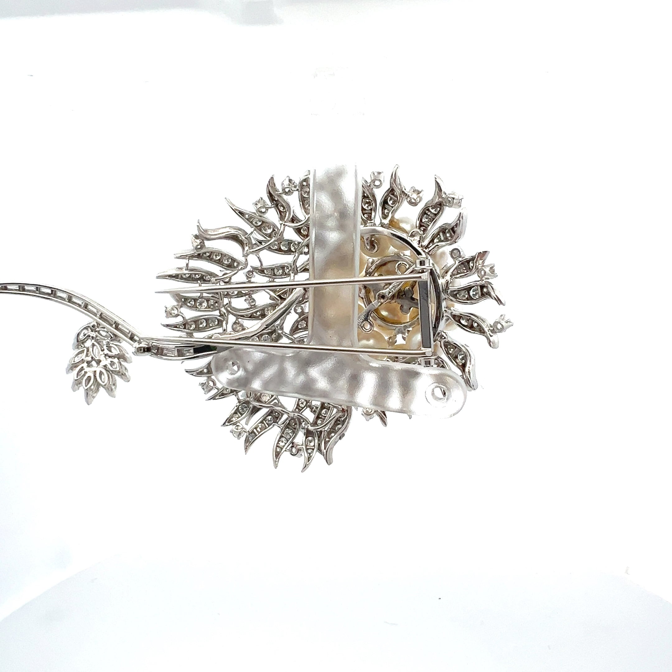 3.15 Carat Mixed Cut H VS1 Diamond White Platinum Pearl Pin