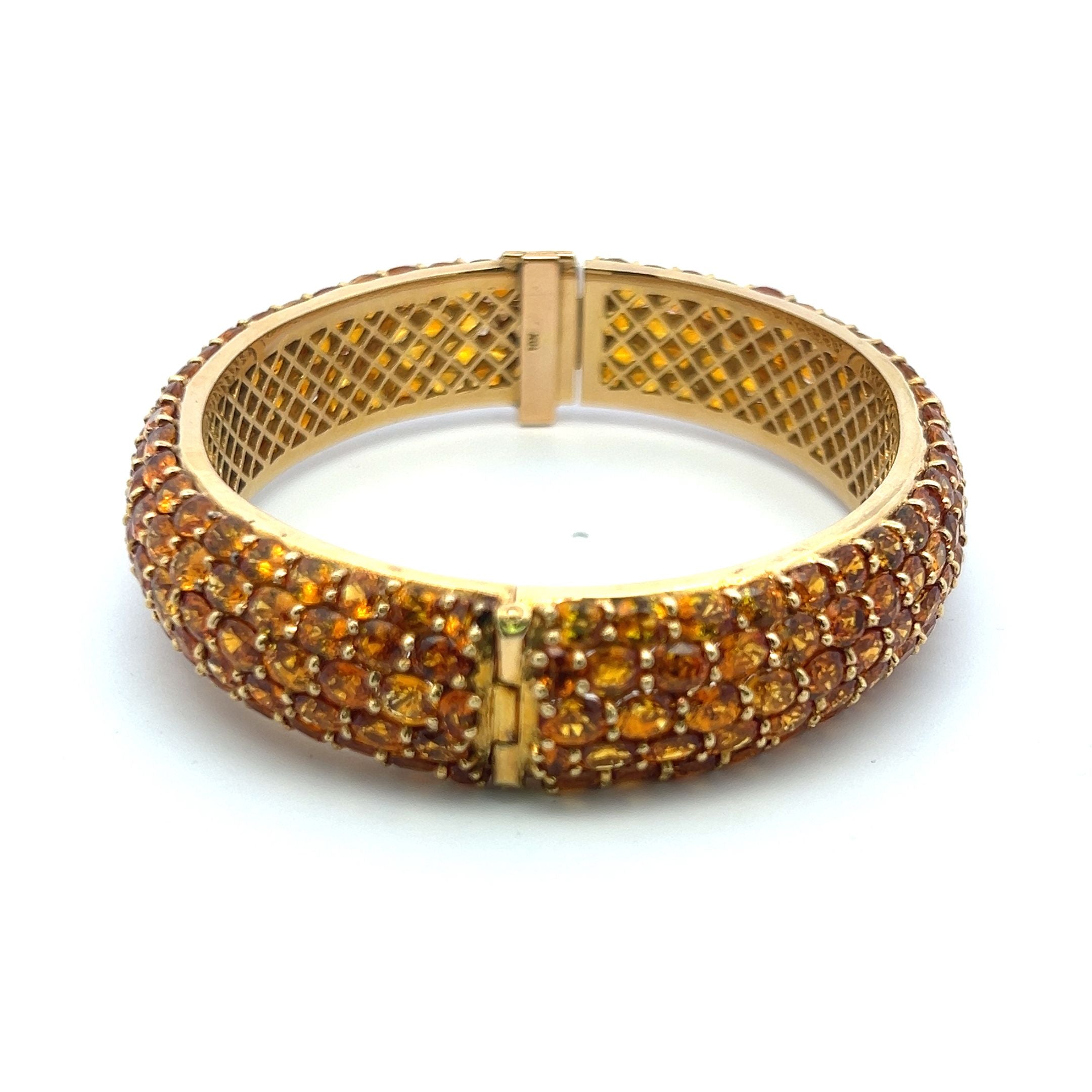 60.00 Carat Oval Shape Yellow Sapphire 18 Karat Yellow Gold Bangle Bracelet