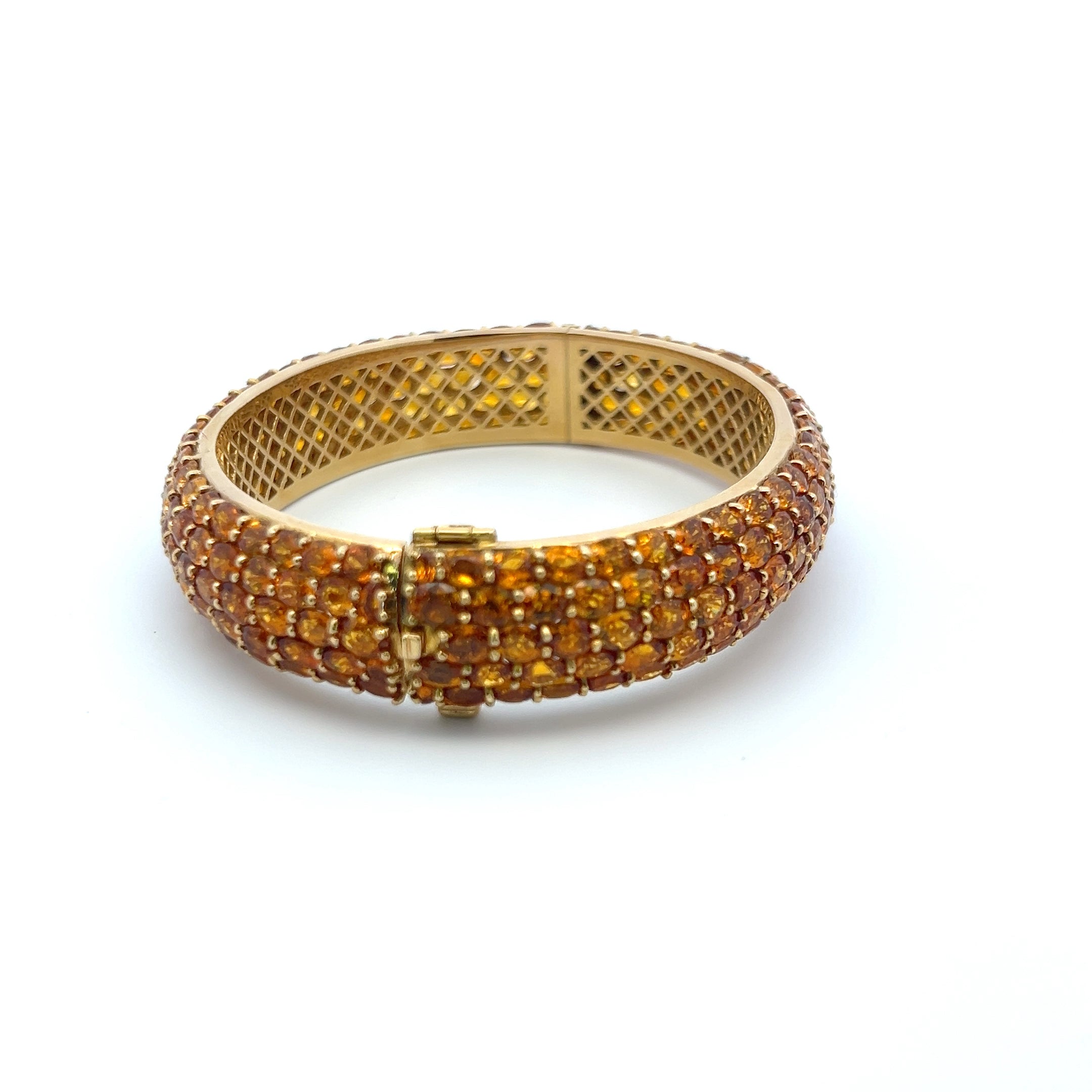 60.00 Carat Oval Shape Yellow Sapphire 18 Karat Yellow Gold Bangle Bracelet