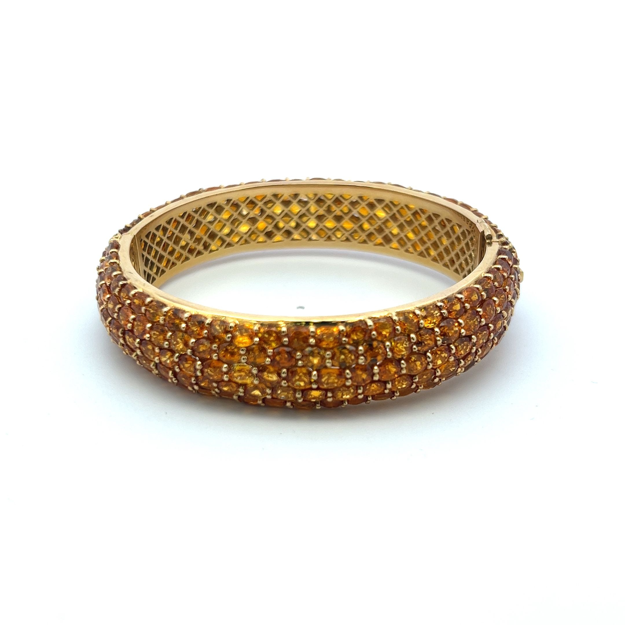 60.00 Carat Oval Shape Yellow Sapphire 18 Karat Yellow Gold Bangle Bracelet