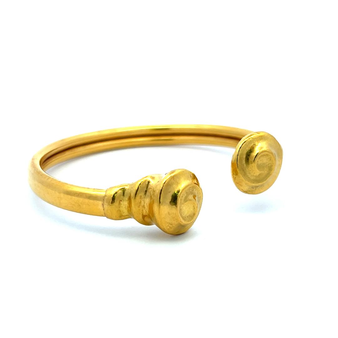 Lalaoonis Vintage 24.70 Grams 18 Karat Yellow Gold Cuff Bracelet