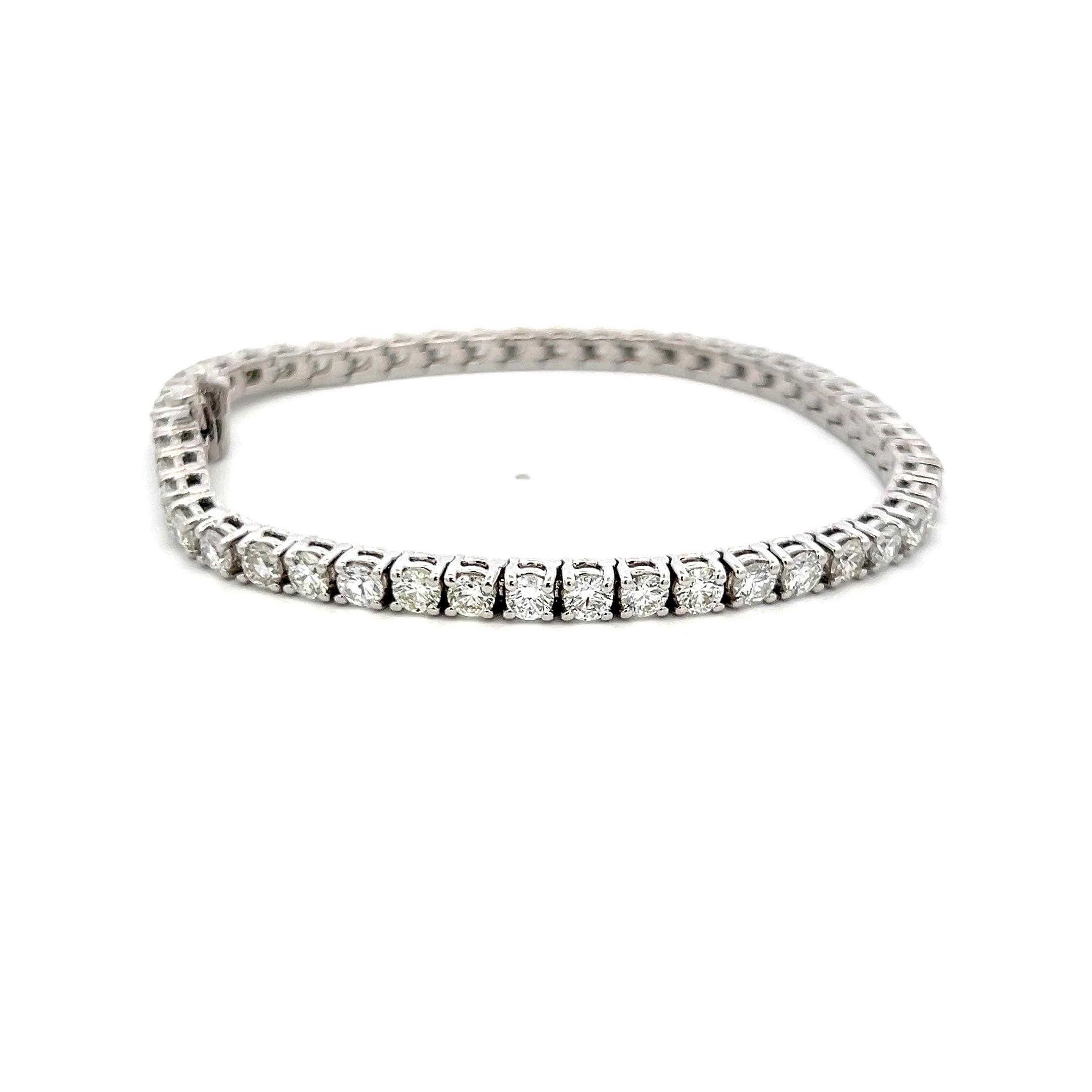 7.10 Carat Round Brilliant G VS Diamond 14 Karat White Gold Tennis Bracelet