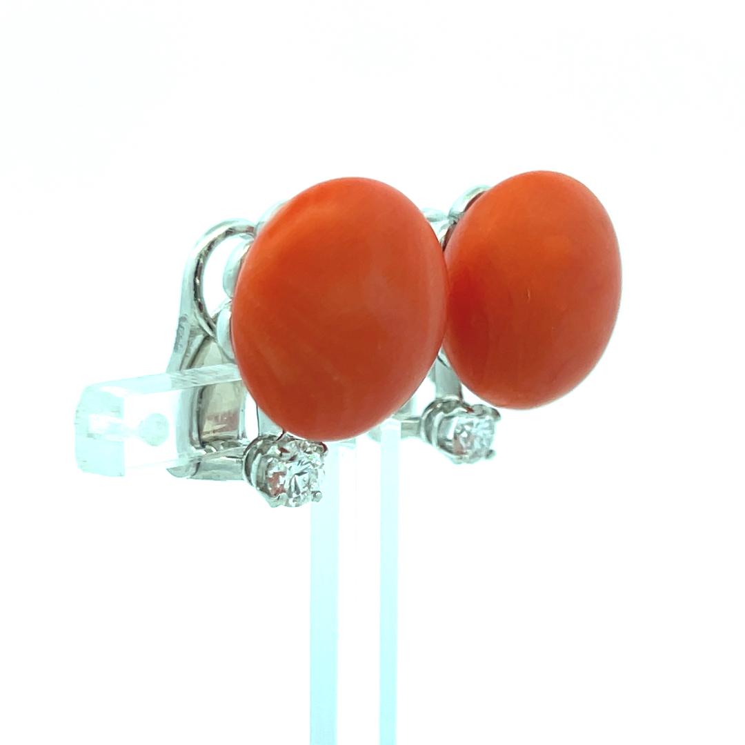 Van Cleef & Arpels 0.50 Carat Round Diamond Coral Platinum Clip On Earrings