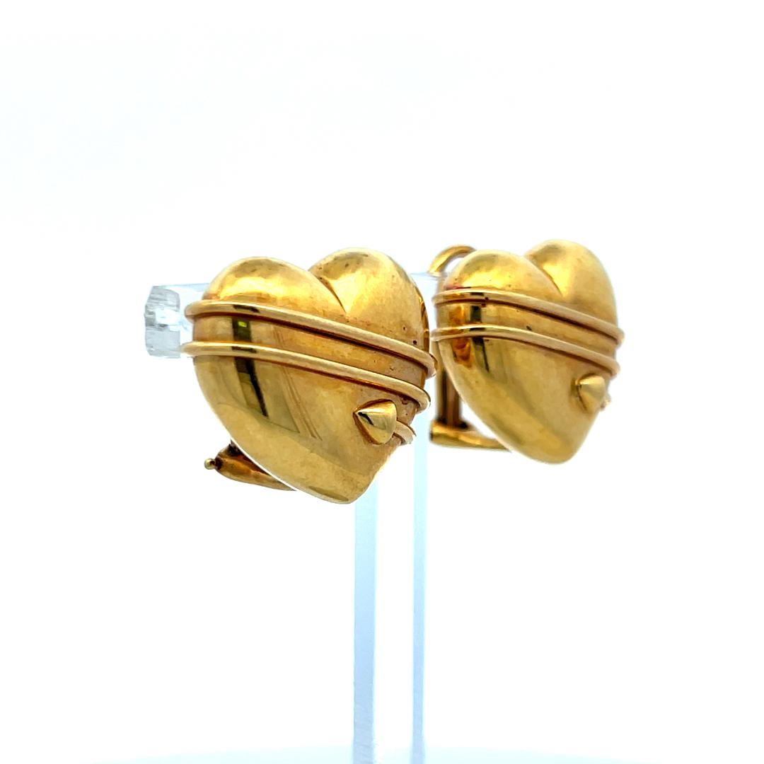 Tiffany & Co Cupid Arrow Heart 18 Karat Yellow Gold Clip On Earrings