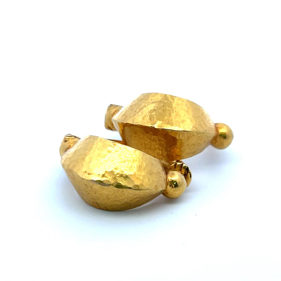 Lalaoonis Vintage 17.20 Grams 18 Karat Yellow Gold C-Hoop Earrings
