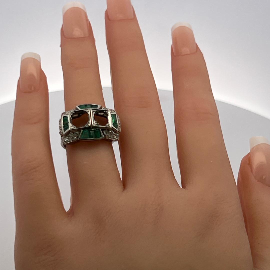 1.00 Carat Emerald 0.56 Carat Old European Cut Diamond Platinum Semi Mount Ring