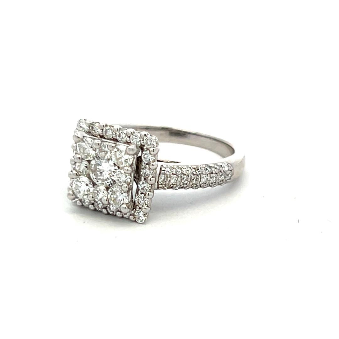 1.35 Carat Round Brilliant I VS1 Diamond 14 Karat White Gold Engagement Ring
