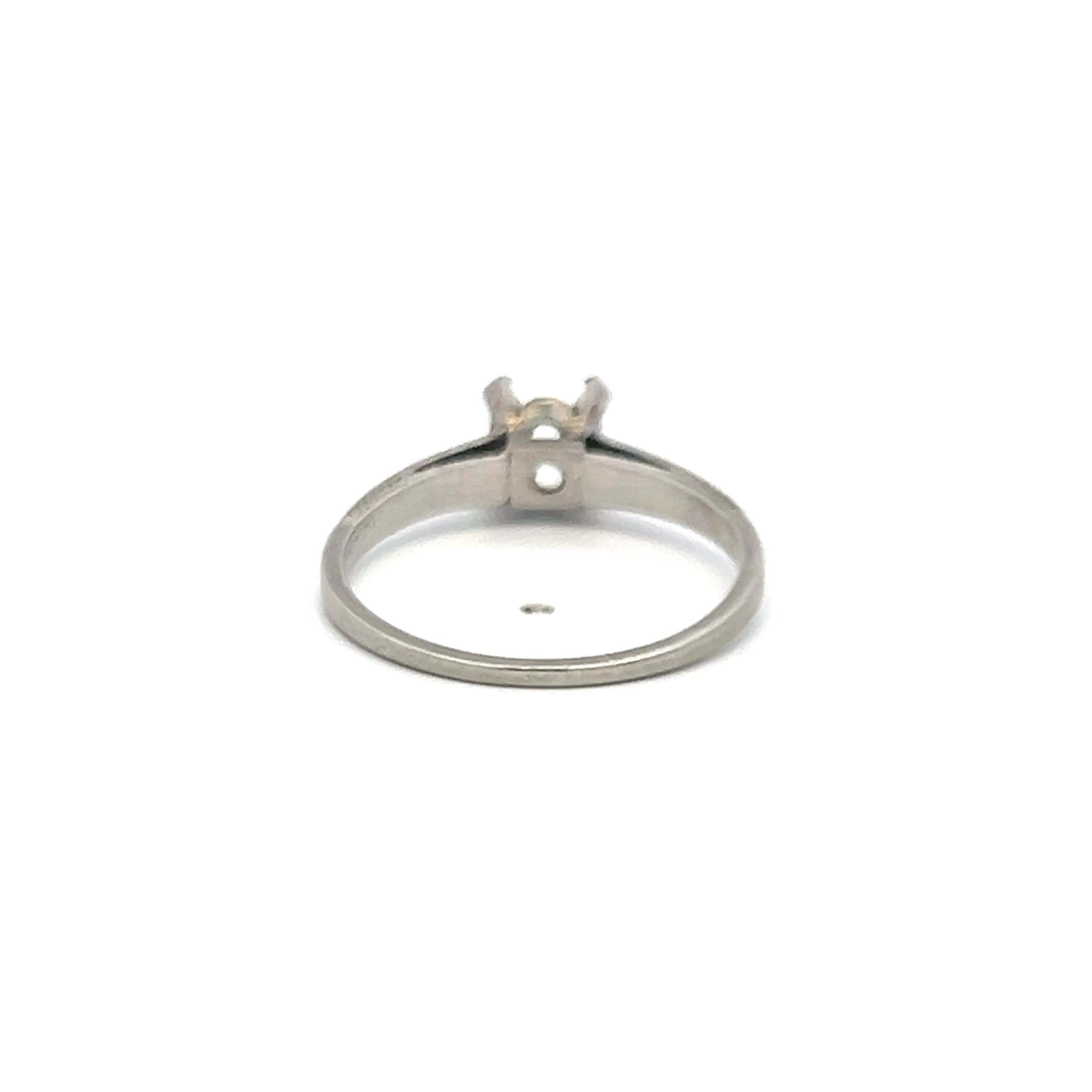 Vintage 2.50 Grams Platinum Semi Mount Ring Size 7 Holds 0.75 Carat Stone