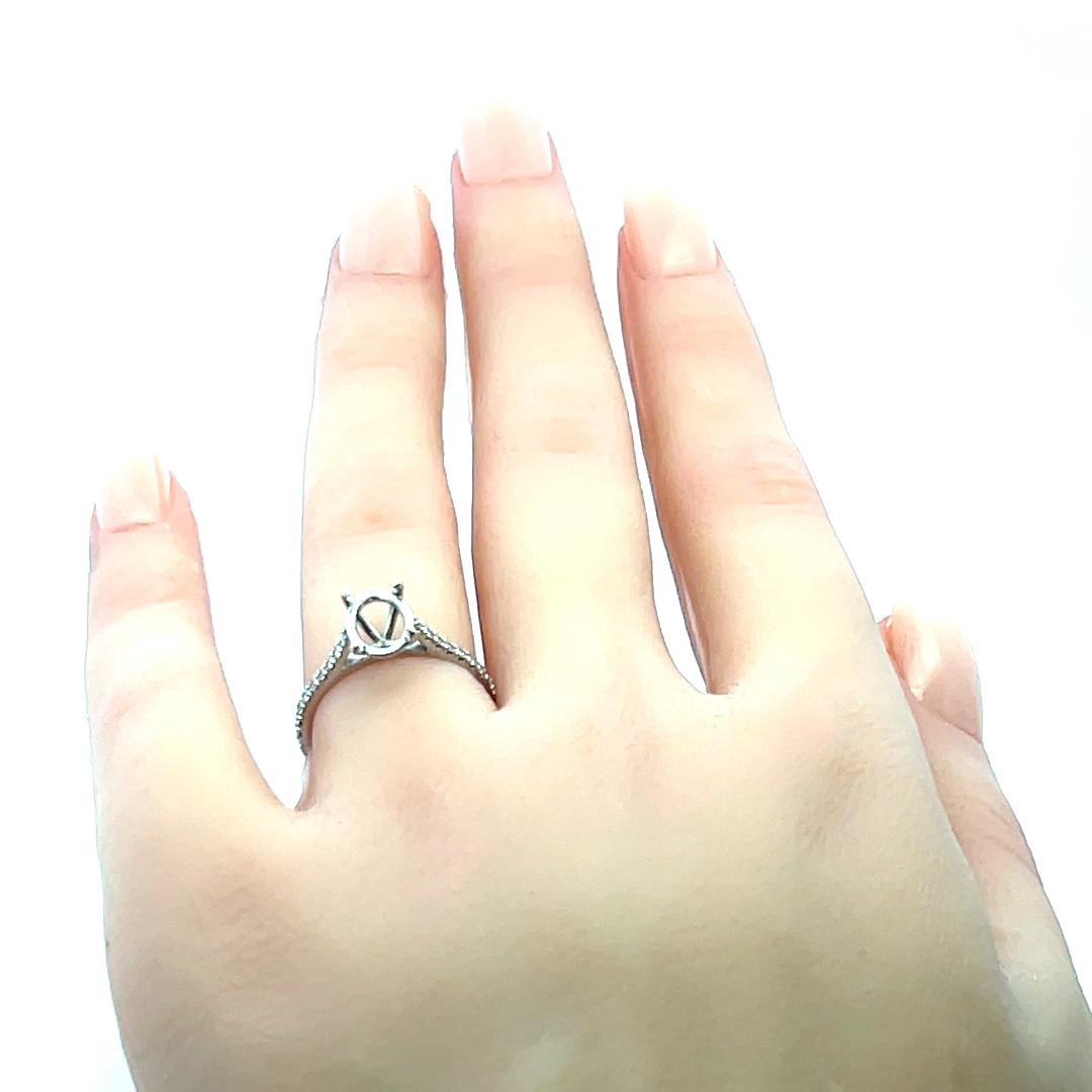 0.22 Carat Round Brilliant I VS Diamond 18 Karat White Gold Semi Mount Ring