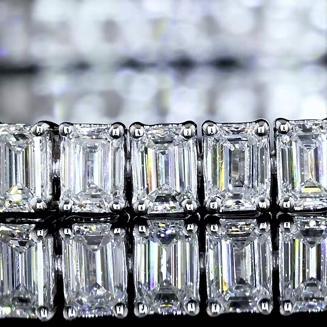Lab-Grown 4.77 Carat Emerald F-VS2 Diamond 14K White Gold Tennis Bracelet