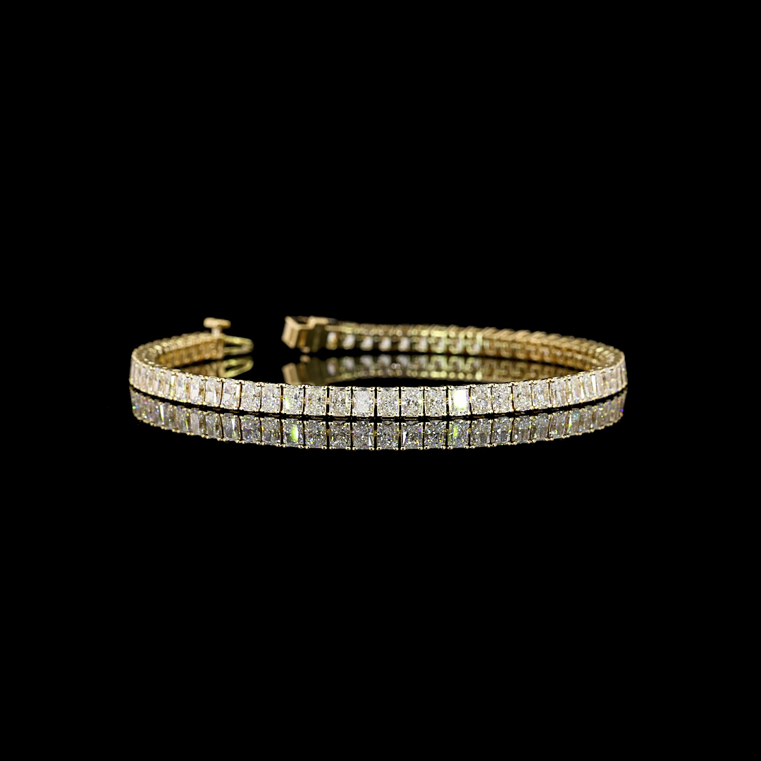 Lab-Grown 7.28 Carat Radiant E-VS Diamond 14K Yellow Gold Tennis Bracelet