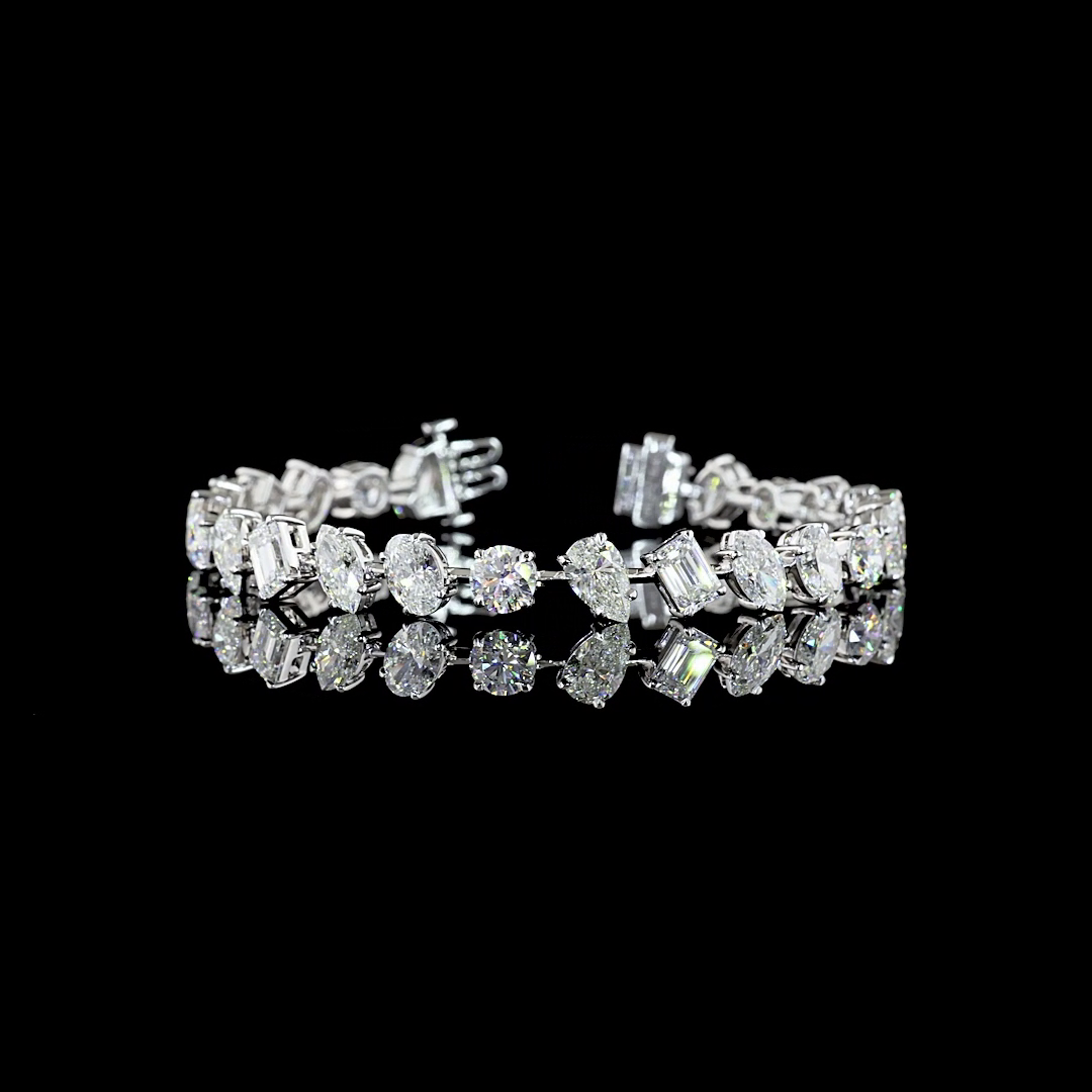 Lab-Grown 16.44 Carat Pear E-VS Diamond 14K White Gold Station Bracelet
