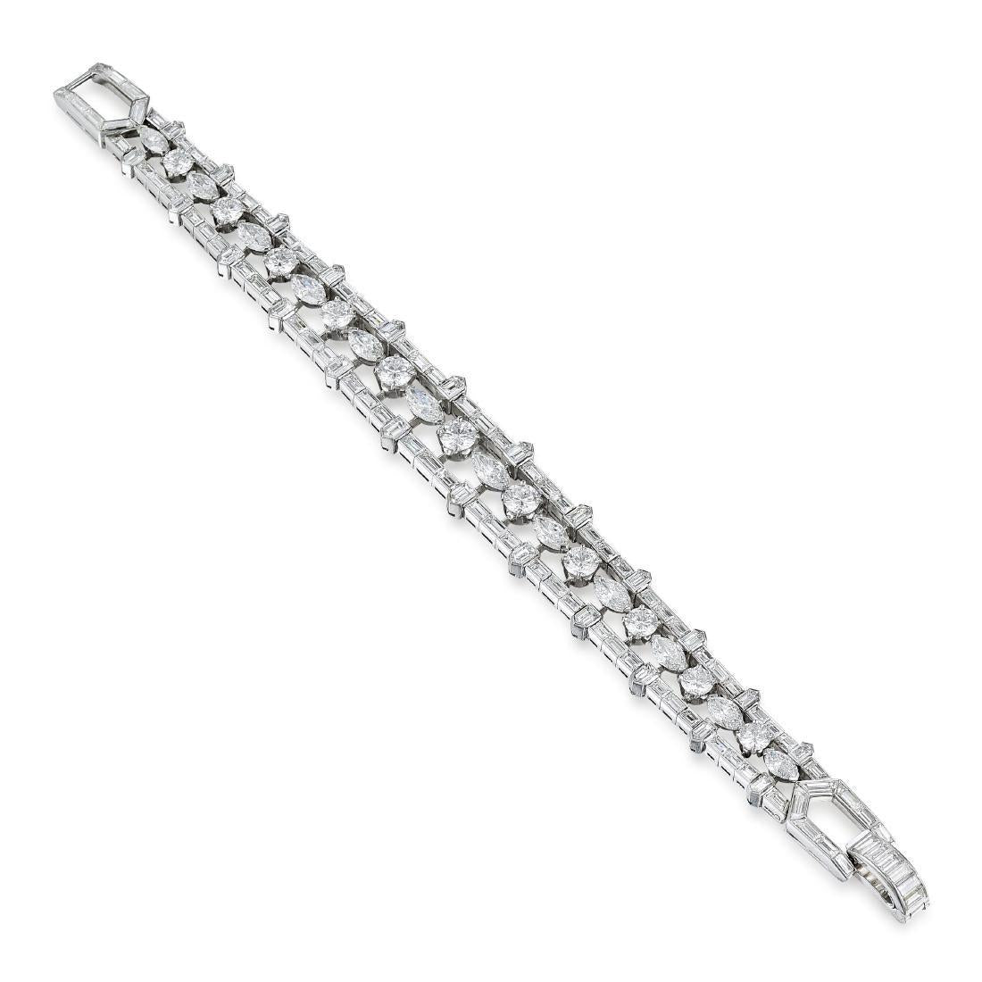 Van Cleef & Arpels 28.00 Carat E VVS1 Diamond Platinum 1960'S Bracelet