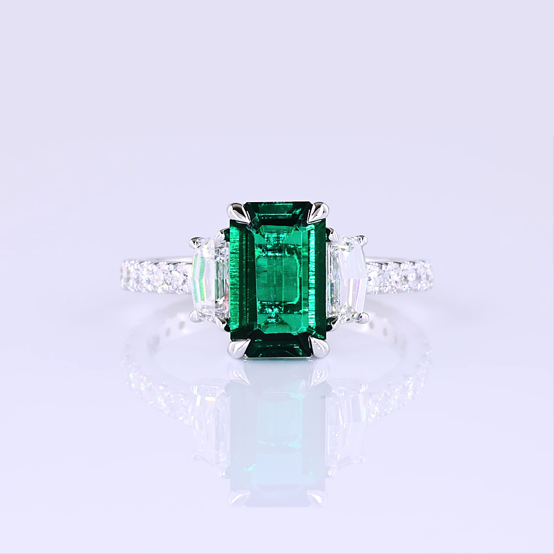 Lab-Grown 1.07 Carat Emerald -VS1 Diamond 14K White Gold Split Shank Ring