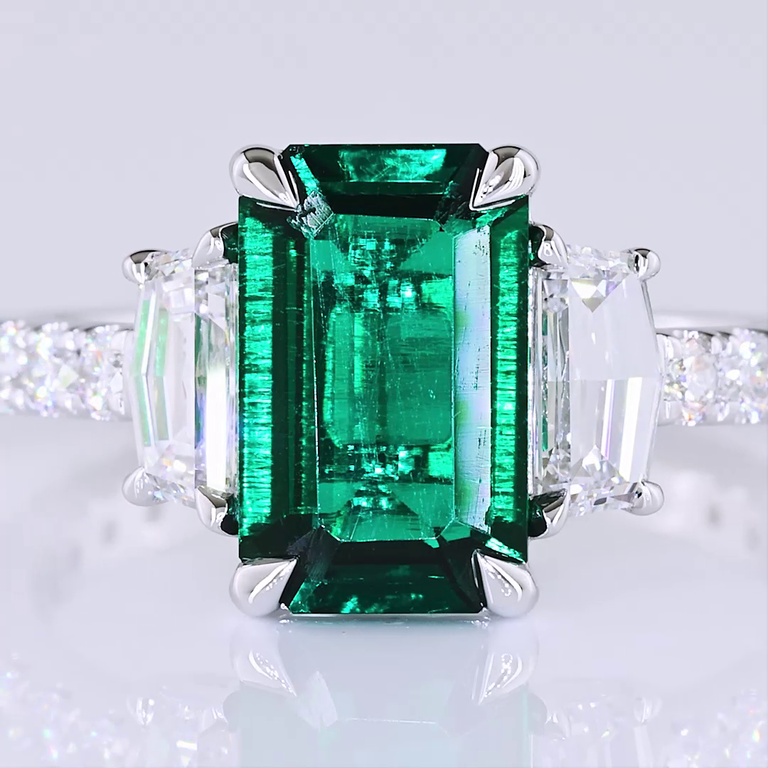 Lab-Grown 1.07 Carat Emerald -VS1 Diamond 14K White Gold Split Shank Ring