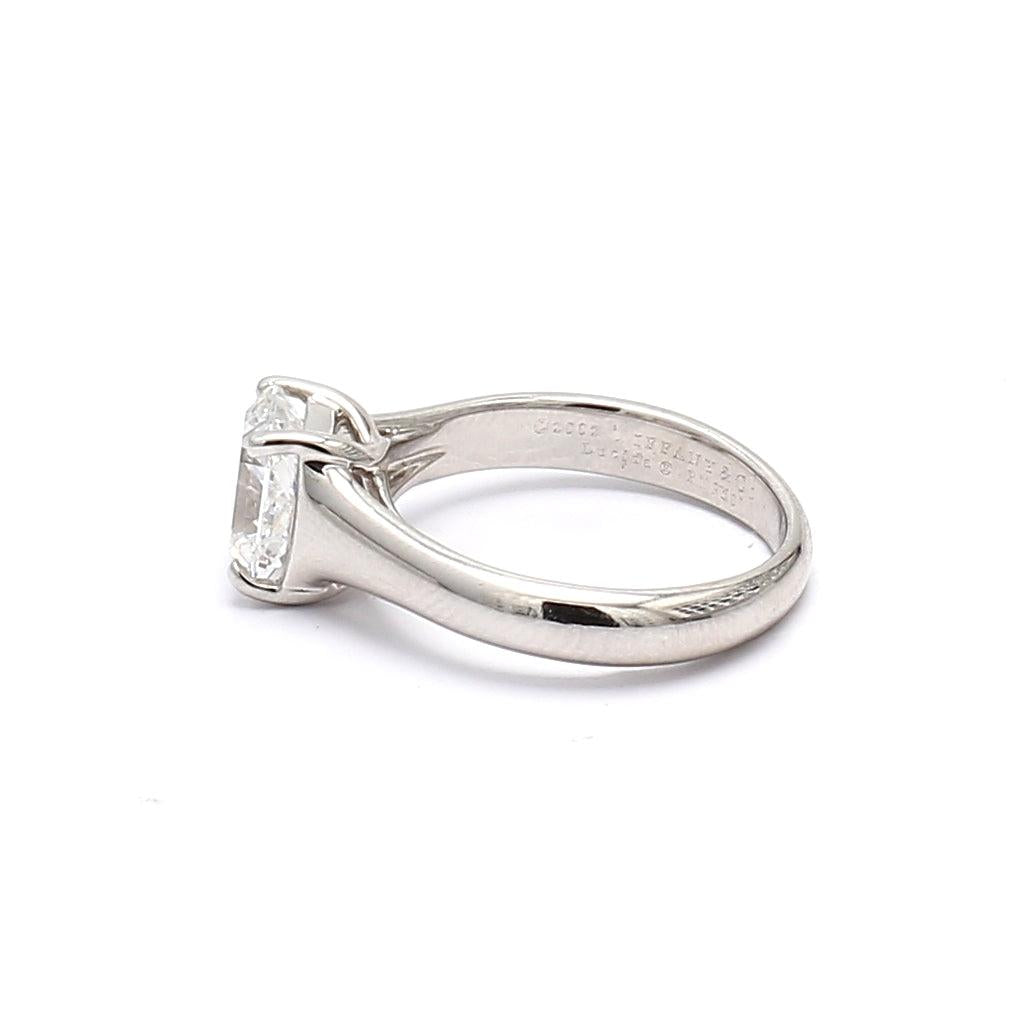 Tiffany and Co 1.52 Carat Radiant Cut F-VS1 Diamond Platinum Engagement Ring