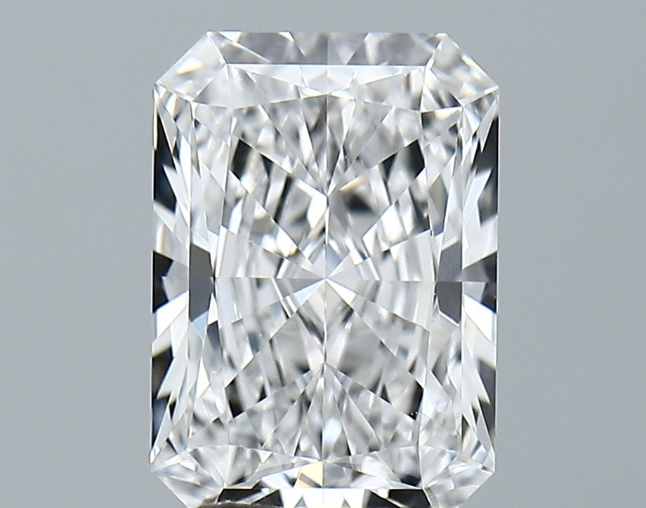 Lab-Grown 3.19 Carat Radiant Cut Diamond color E Clarity VVS1 With GIA Certificate, precious stones, engagement diamonds