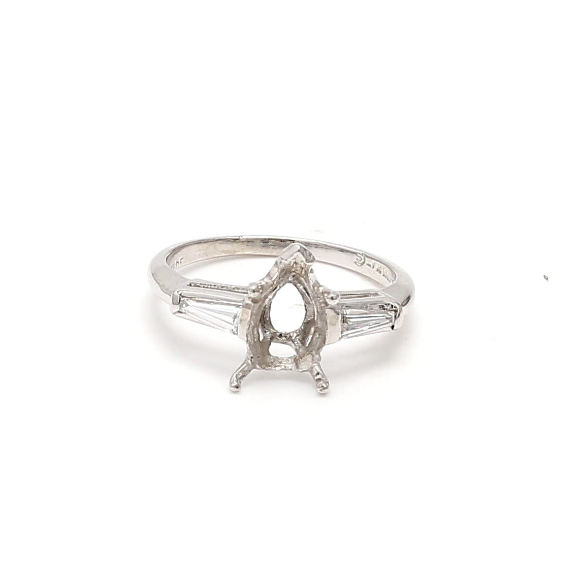 0.25 Carat Tapered Baguette Shape G VS1 Diamond Platinum Semi Mount Ring