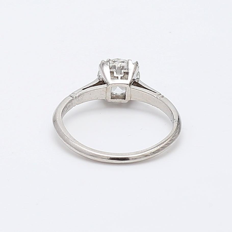 1.08 Carat Circular Brilliant Cut Shape I-VS1 Diamond Platinum Engagement Ring