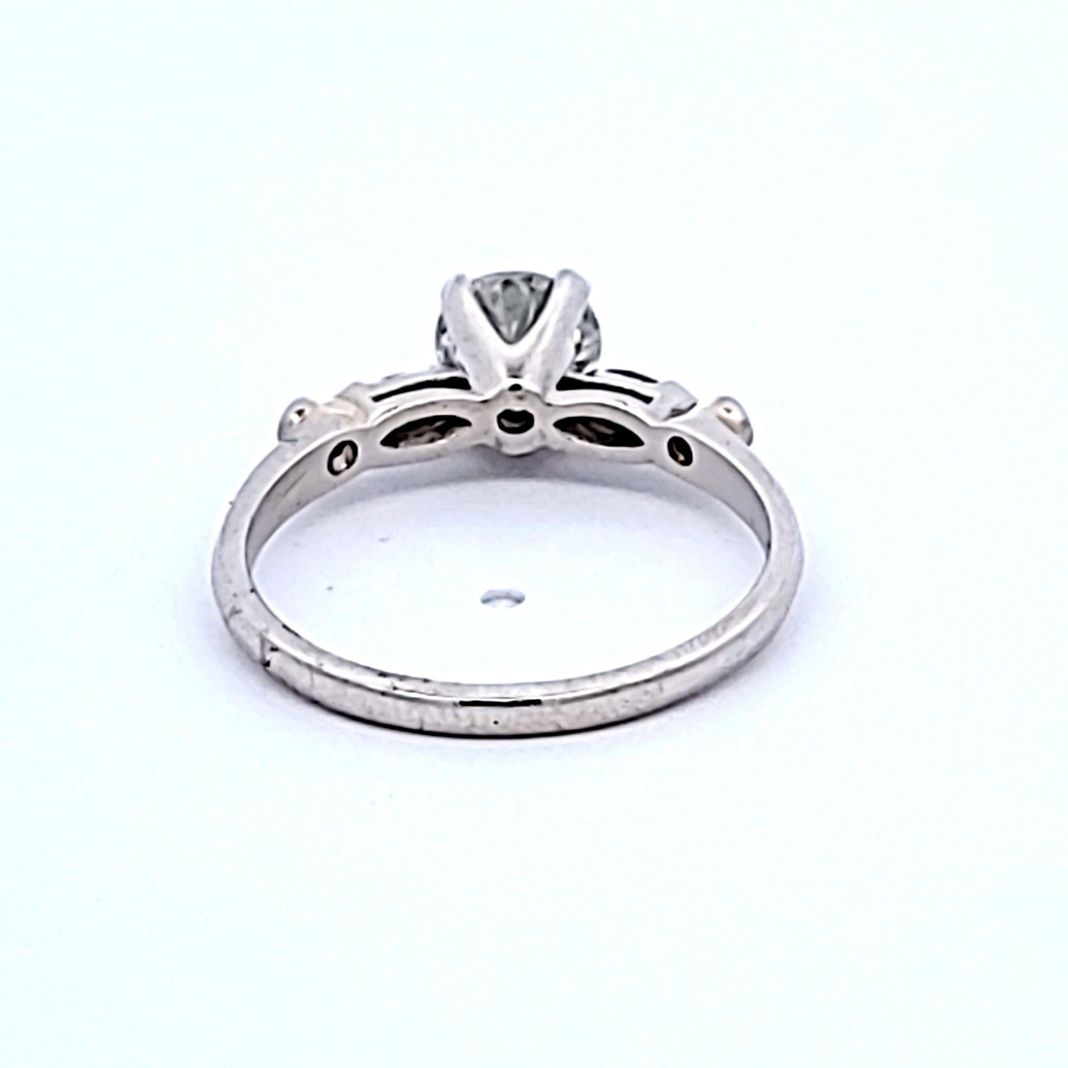 1.16 Carat Circular Brilliant Cut J VVS2 Diamond Platinum Engagement Ring