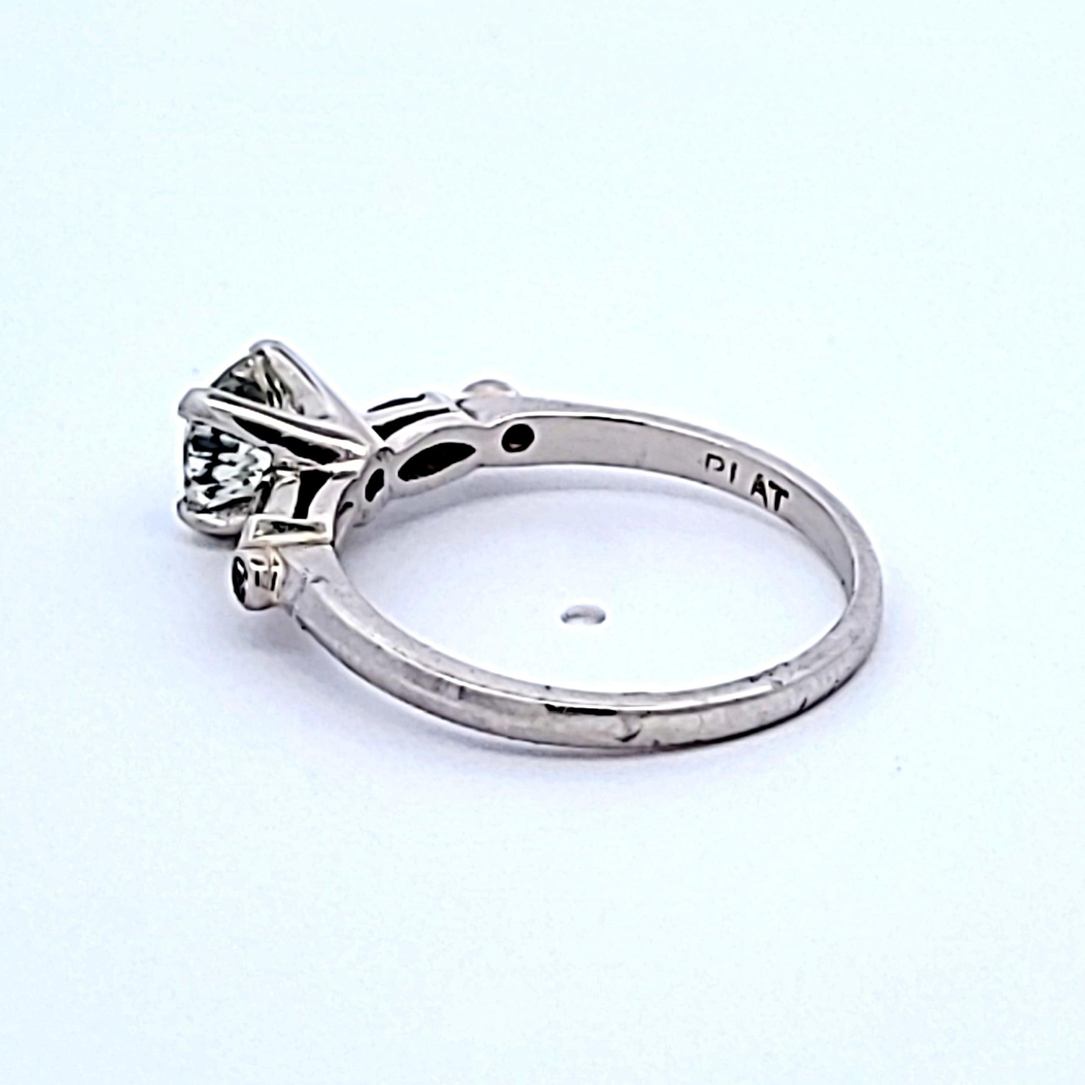 1.16 Carat Circular Brilliant Cut J VVS2 Diamond Platinum Engagement Ring