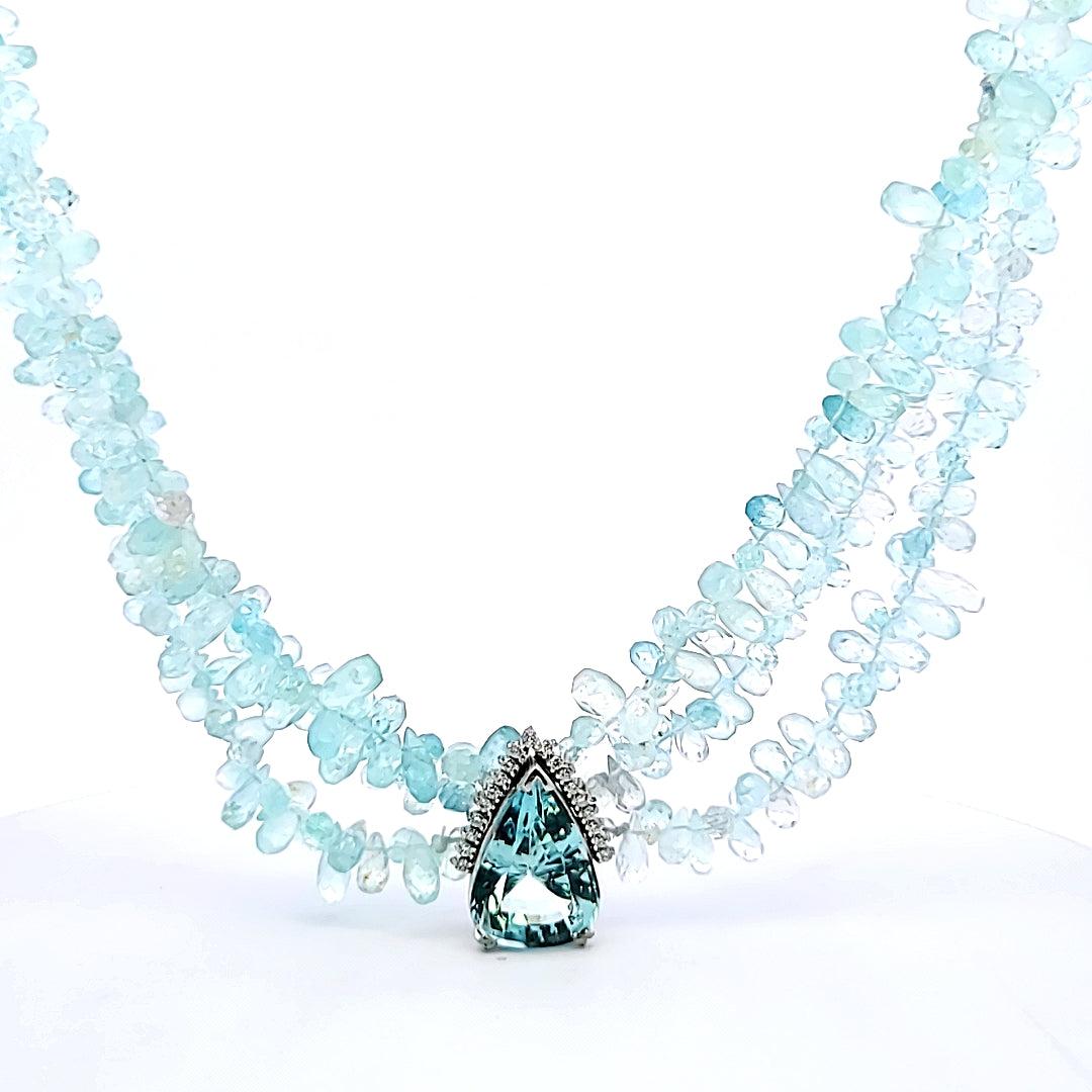 12.00 Carat Aquamarine 0.50 Carat Diamond 14K White Gold Pendant Necklace