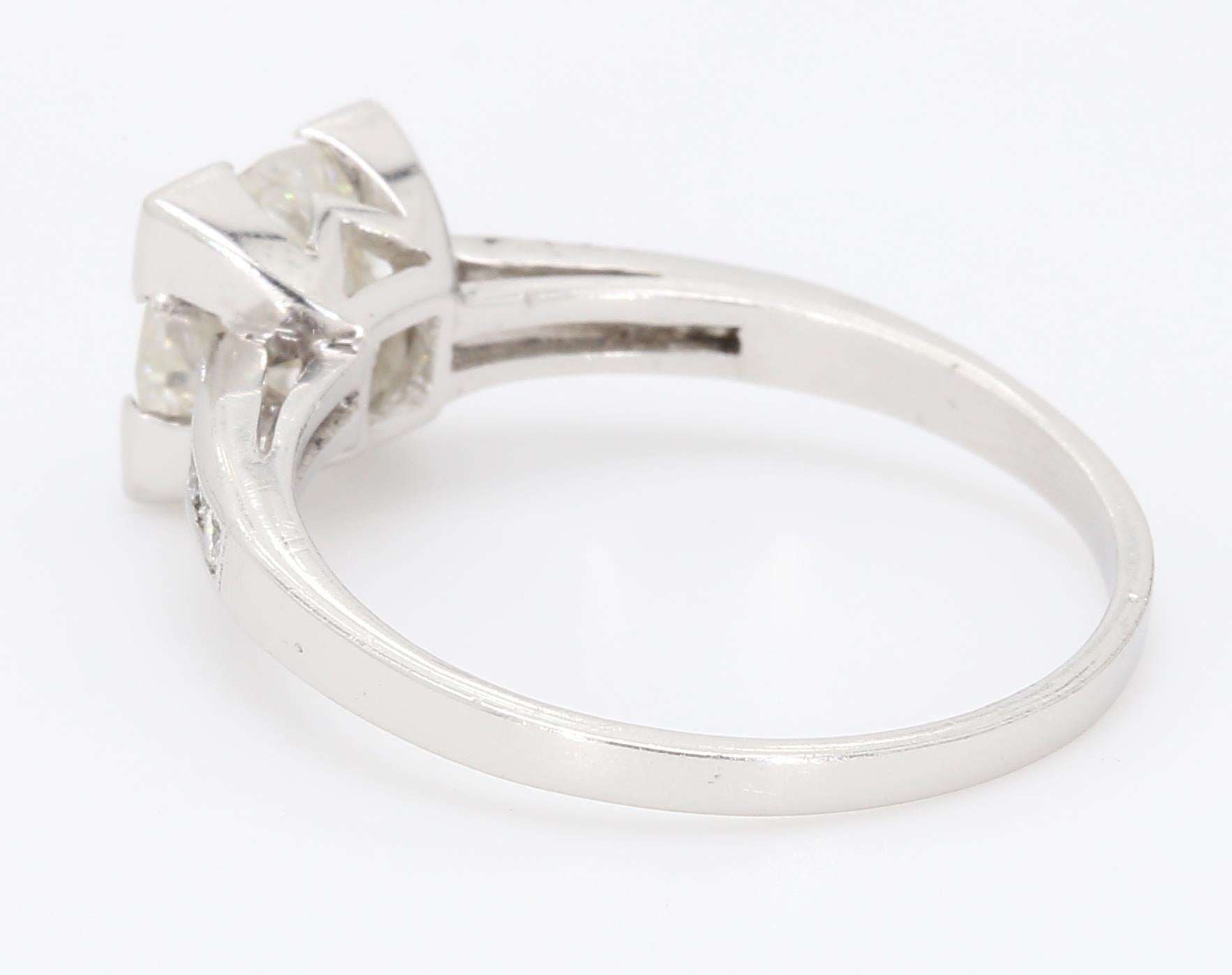 1.40 Carat Round Brilliant G-I1 Diamond Platinum Engagement Ring
