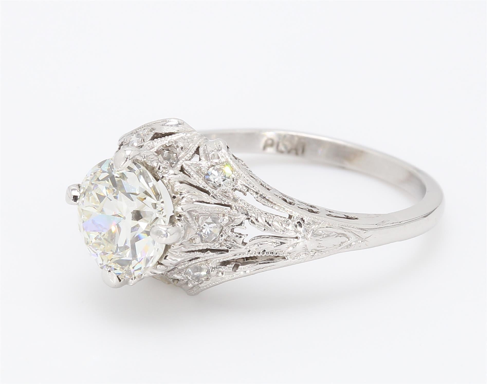 1.54 Carat Round Brilliant Shape J-VS1 Diamond Platinum Wedding Ring