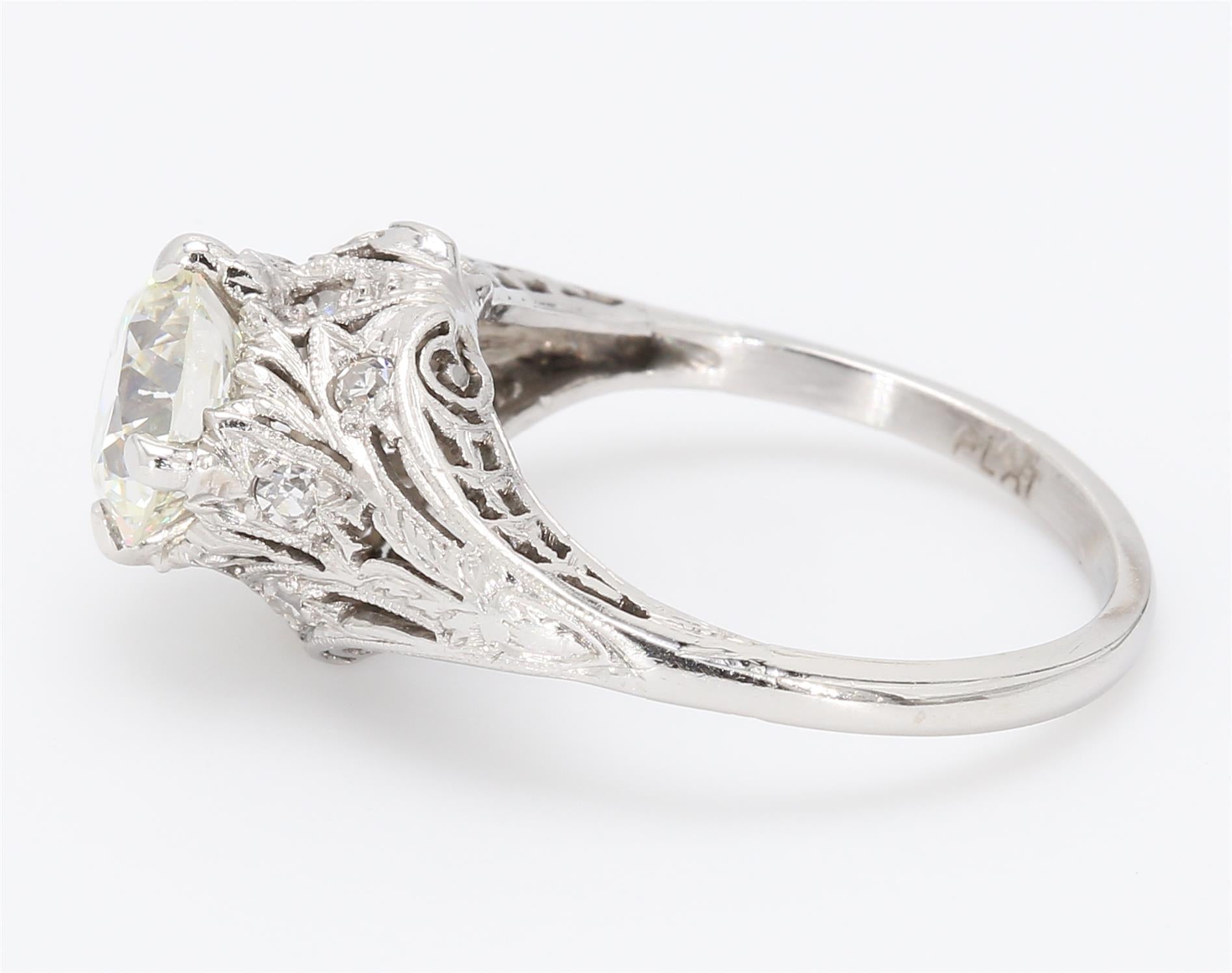 1.54 Carat Round Brilliant Shape J-VS1 Diamond Platinum Wedding Ring