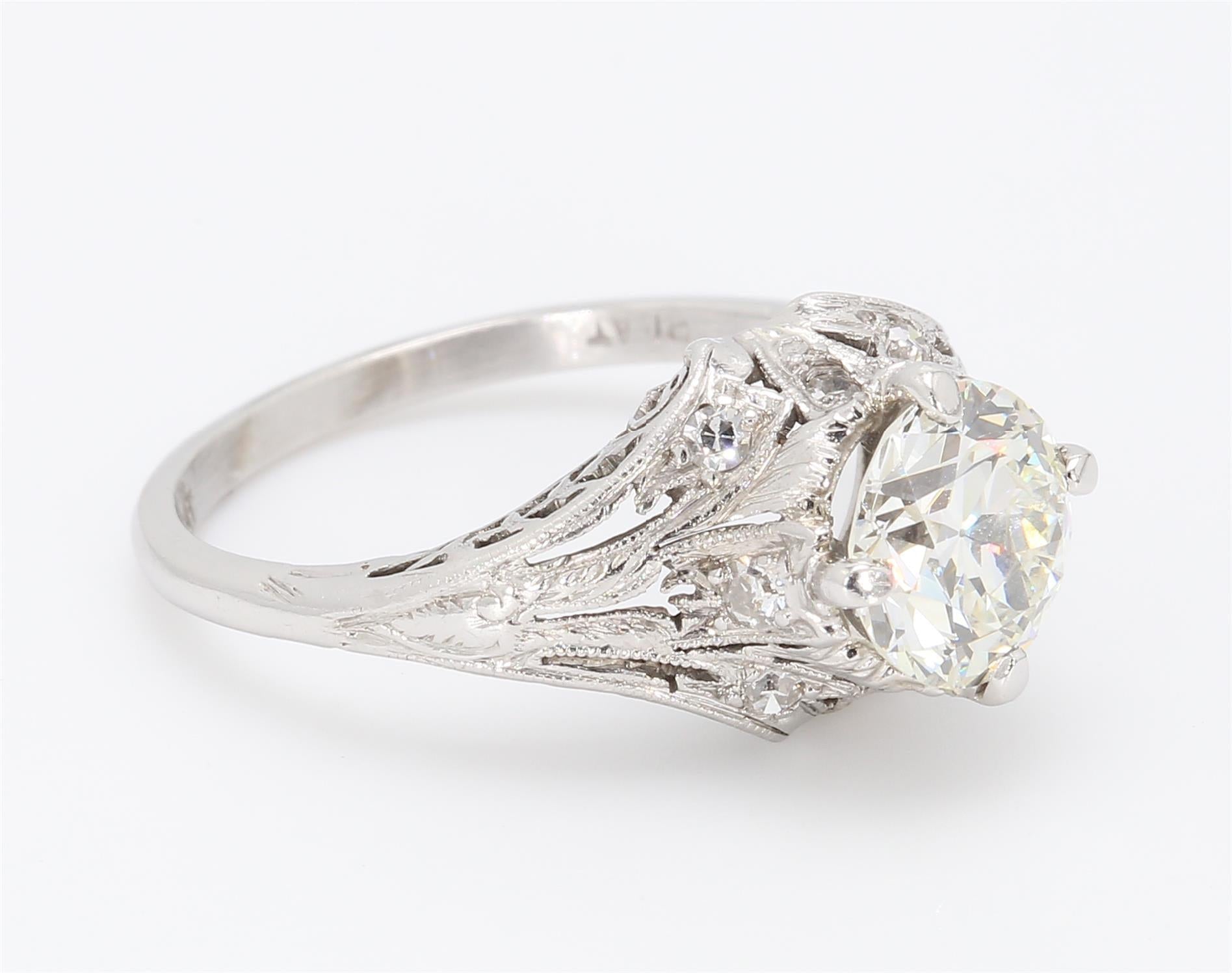 1.54 Carat Round Brilliant Shape J-VS1 Diamond Platinum Wedding Ring