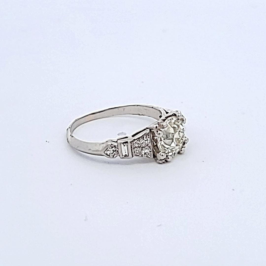 1.55 Carat Old European Cut M-VS2 Diamond Platinum Art Deco Ring