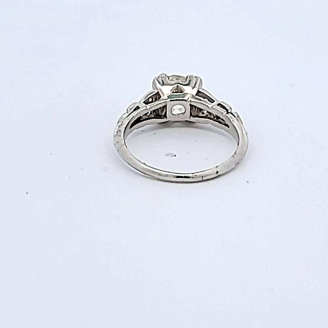 1.55 Carat Old European Cut M-VS2 Diamond Platinum Art Deco Ring