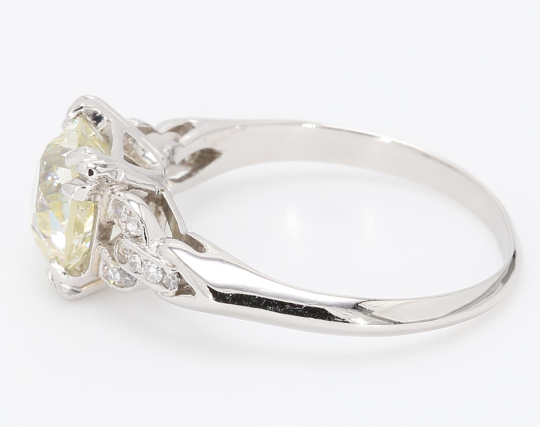 2.00 Carat Circular Brilliant Shape N-SI2 Diamond Platinum Engagement Ring