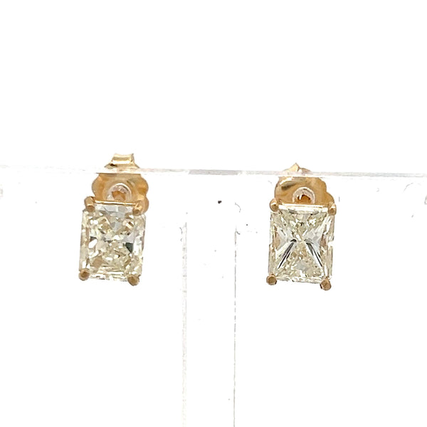 2.29 Carat Radiant Cut L-K VS1-SI1 Diamond 14 Karat Yellow Gold Stud Earrings