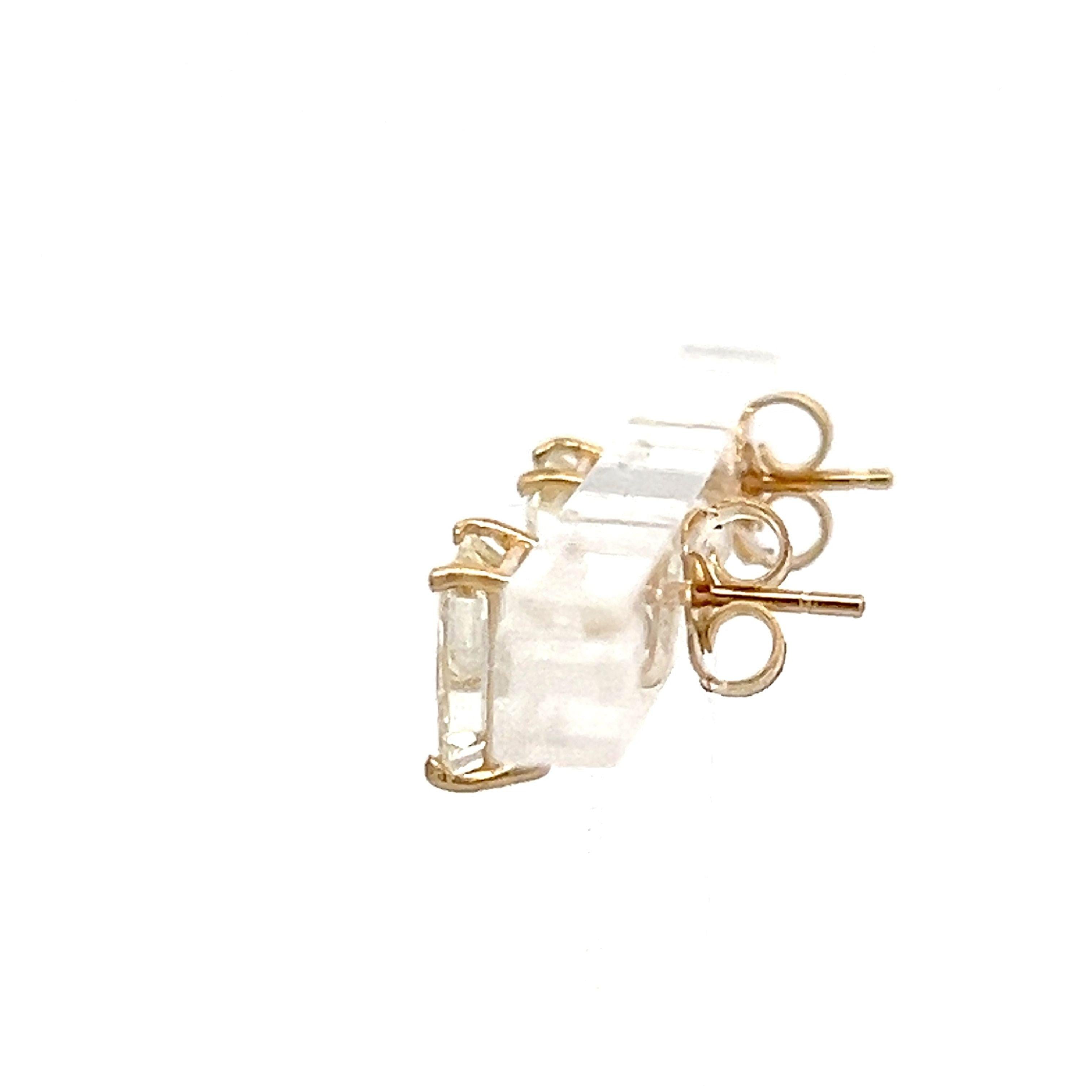 2.29 Carat Radiant Cut L-K VS1-SI1 Diamond 14 Karat Yellow Gold Stud Earrings