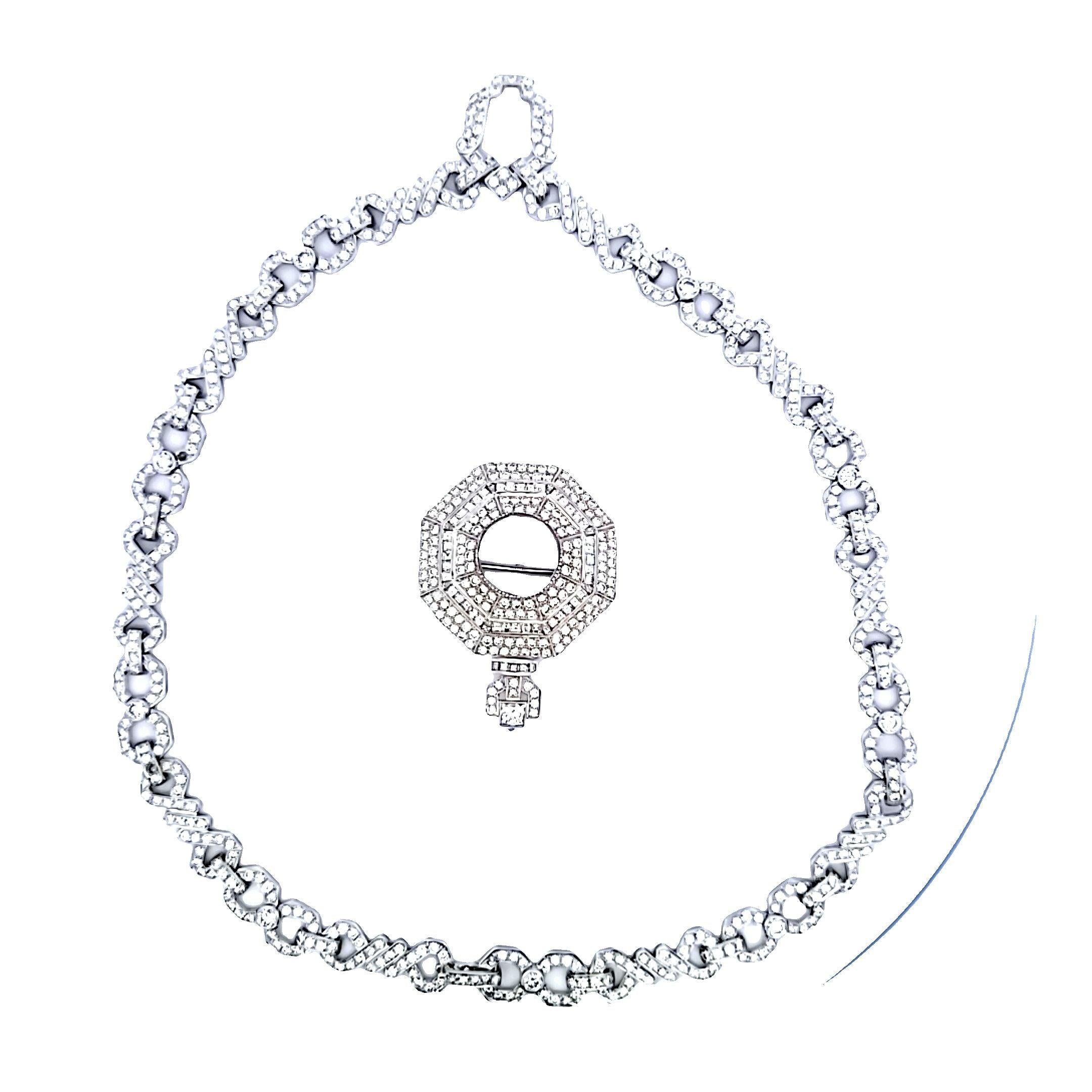 24.18 Carat Round and Princess Cut I VS1 Diamond Platinum Pendant Necklace