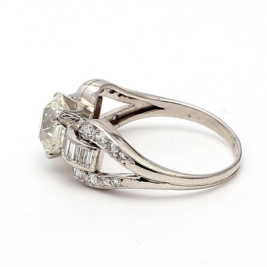 2.76 Carat Round Brilliant I-VS1 Diamond Platinum Wedding Ring