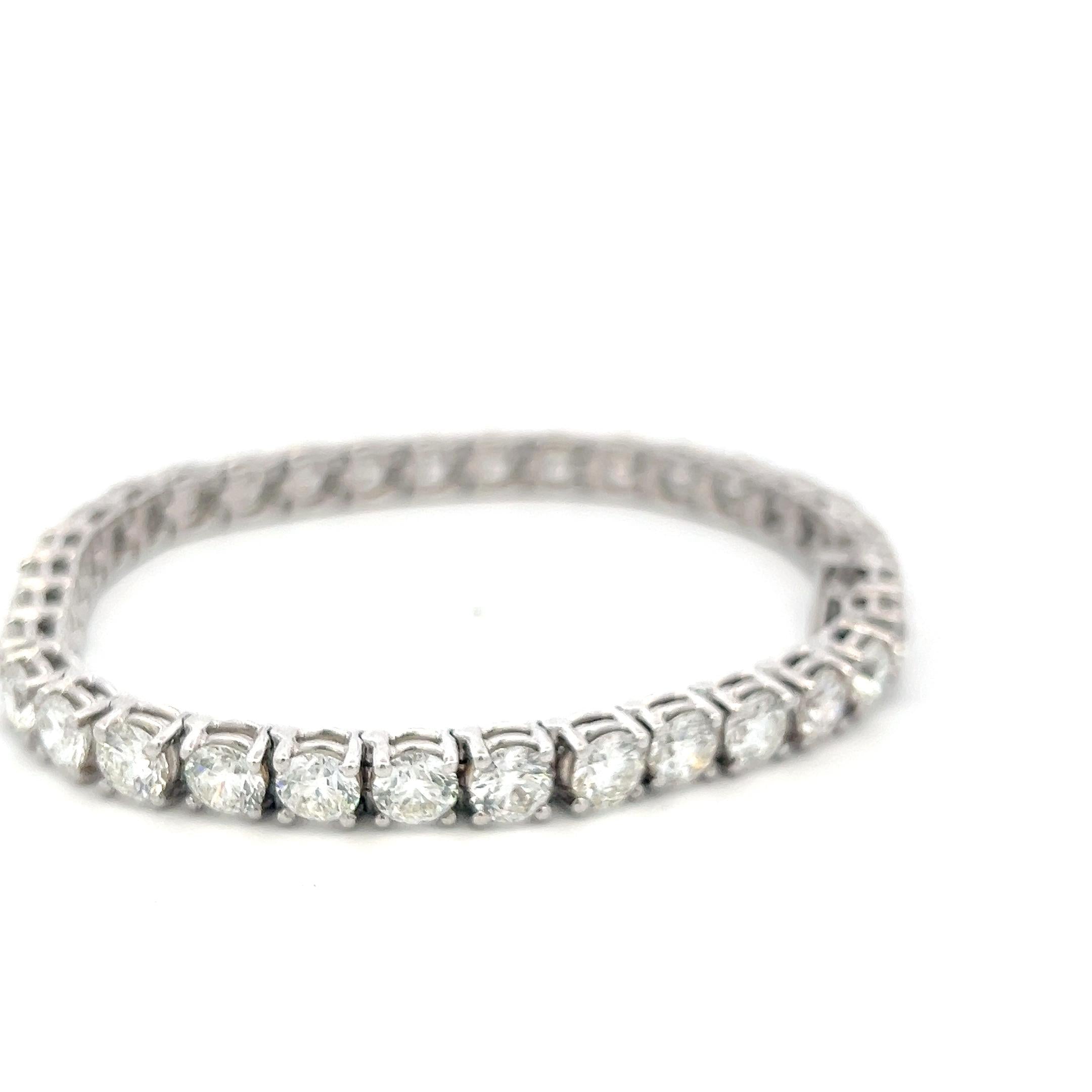 New Platinum Tennis Bracelet with 17.14 Carat Round Diamonds I VVS1/VVS2 GIA