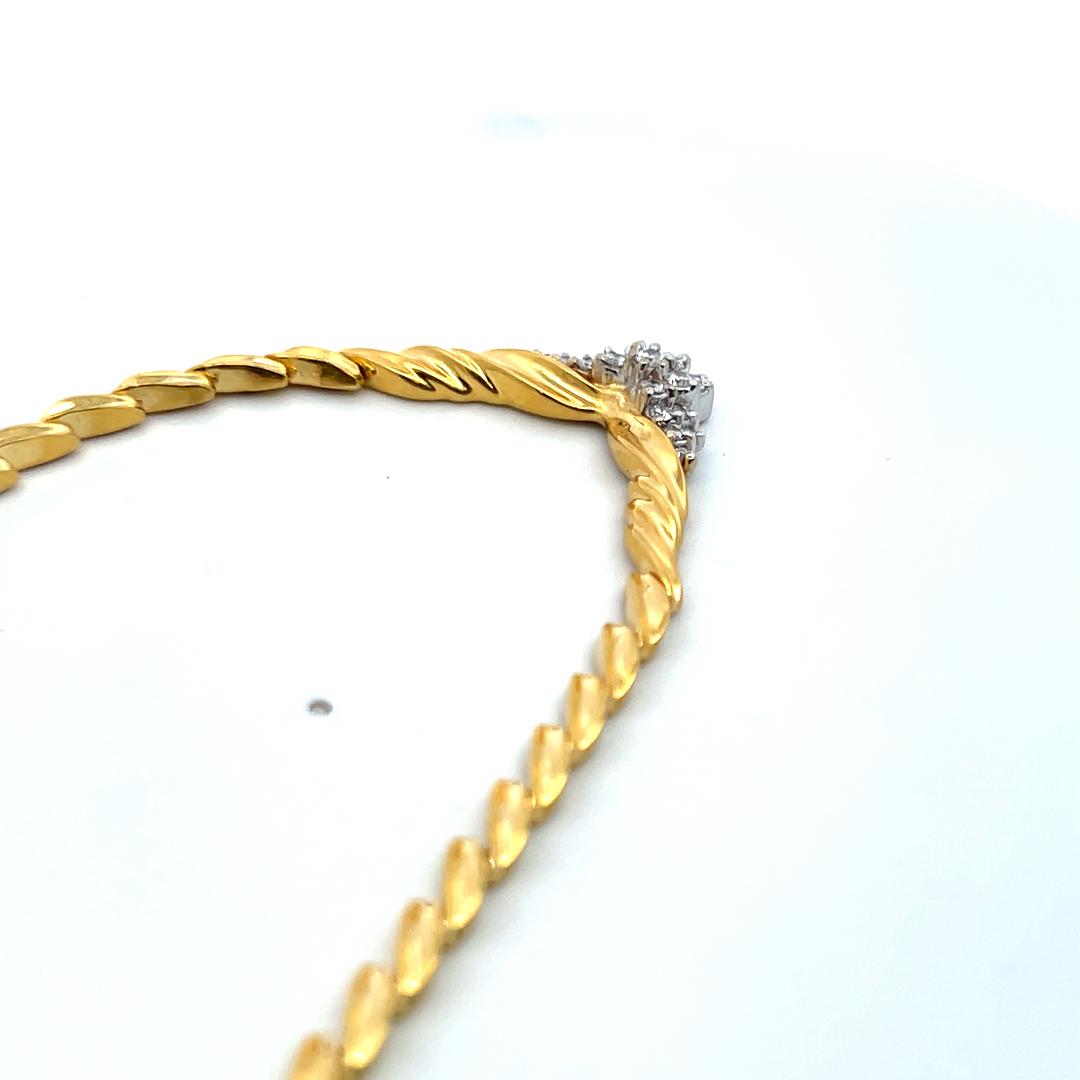 Vintage 18K Yellow Gold Collar Necklace with 0.65 Carat Round I VS Diamonds