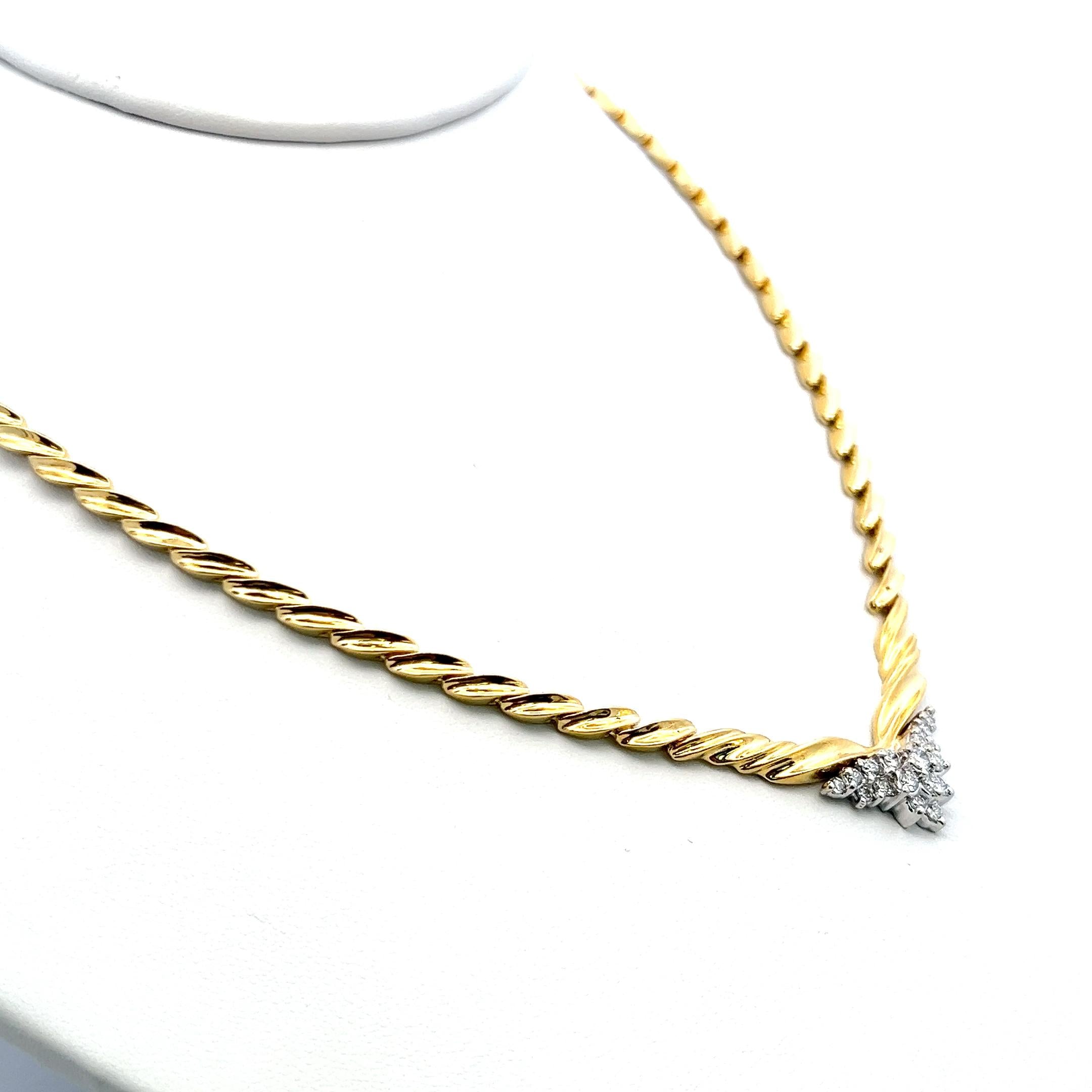 Vintage 18K Yellow Gold Collar Necklace with 0.65 Carat Round I VS Diamonds